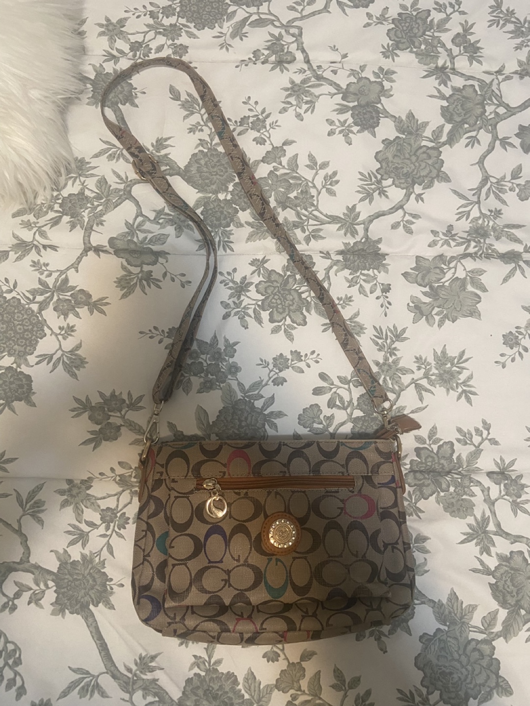Crossbody bag