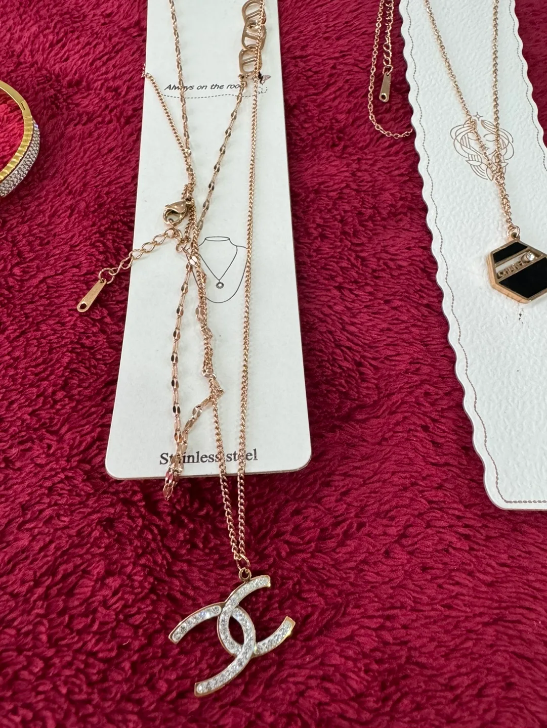 Gold Tone Necklace and earring sets, Bracelet image indicator(5)