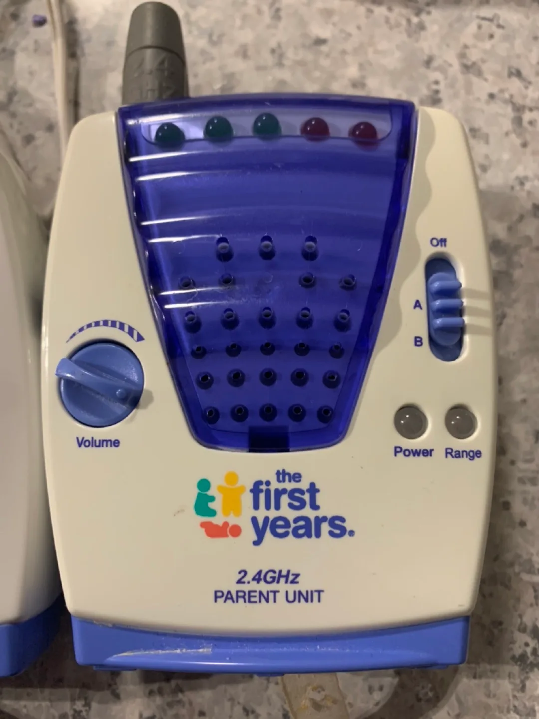 The First Years 2.4GHz Baby Monitor image indicator(3)