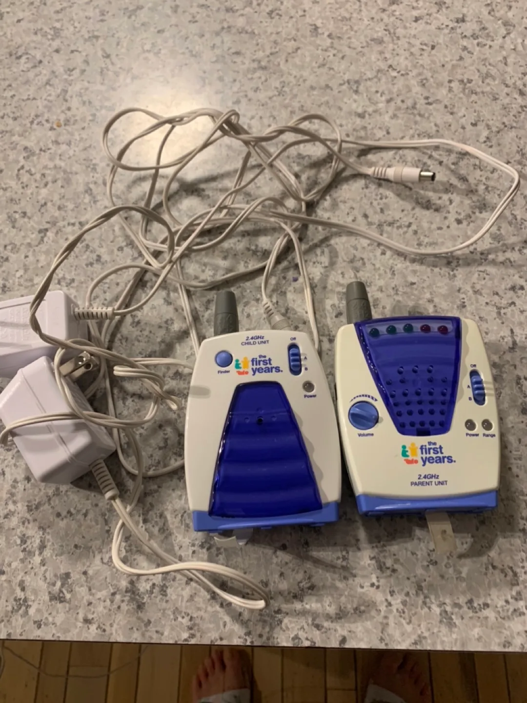 The First Years 2.4GHz Baby Monitor image indicator(4)