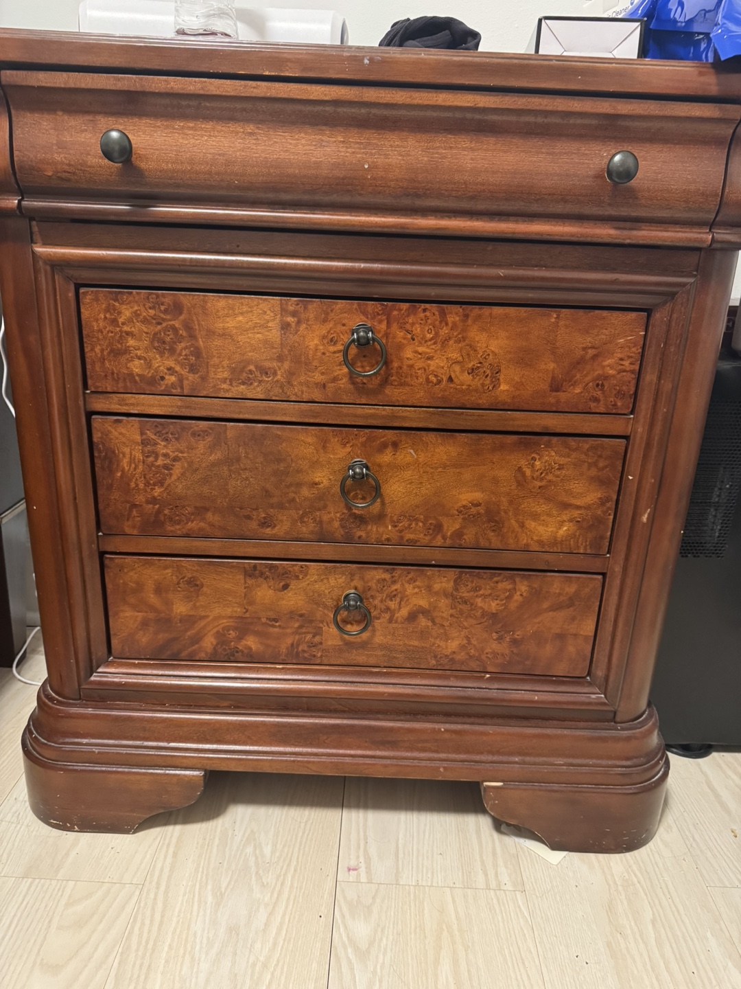 Wood Nightstand with 4 Drawers