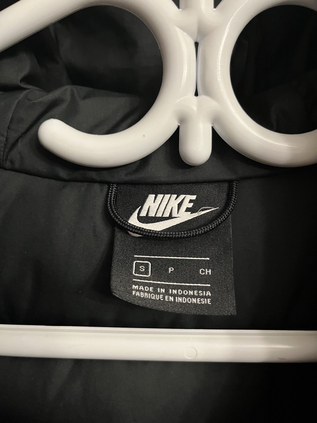 Nike puffer jacket size small women’s - photo 2