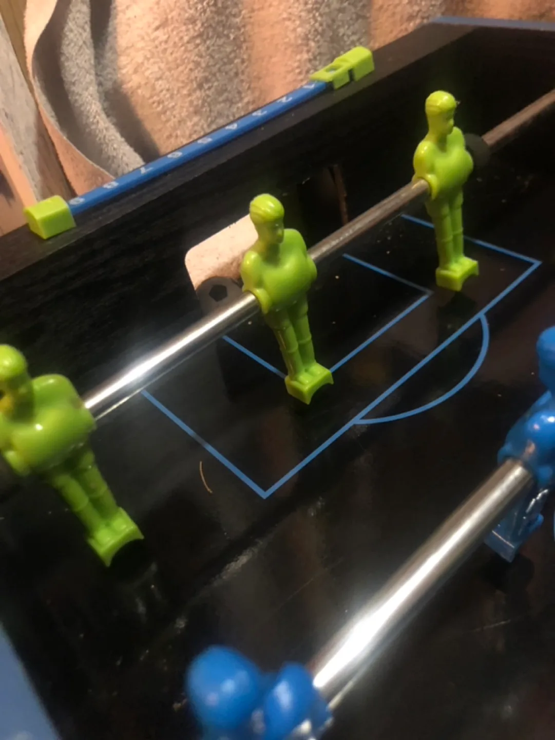 Mini Tabletop Foosball Game image indicator(5)