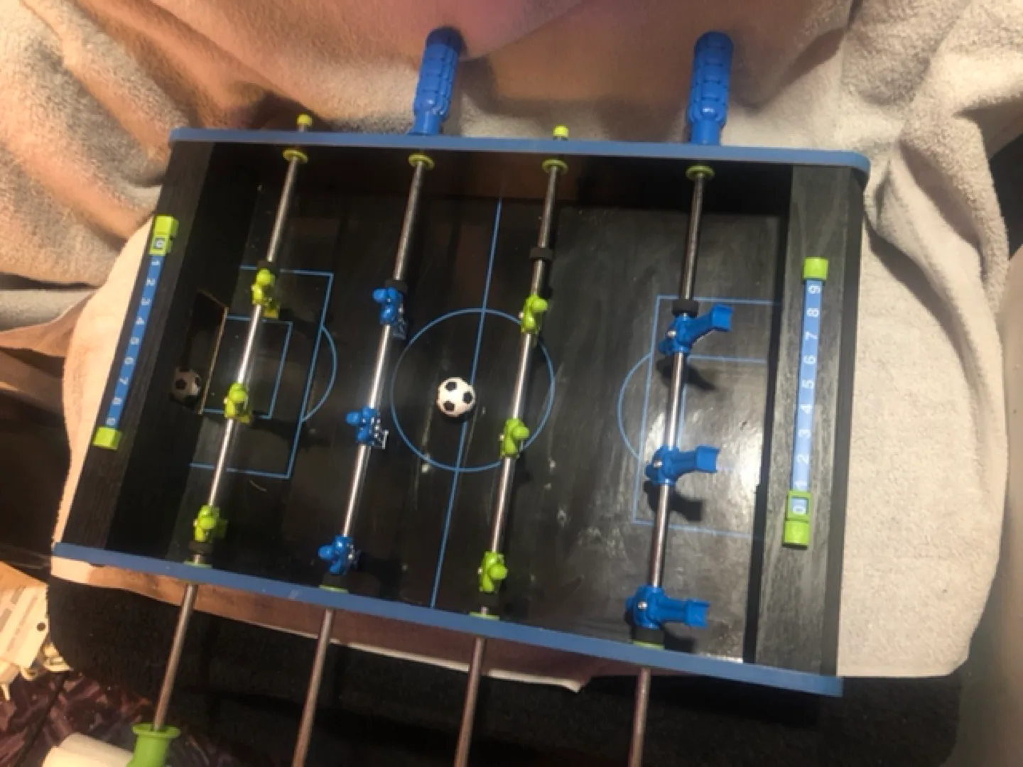 Mini Tabletop Foosball Game image indicator(2)