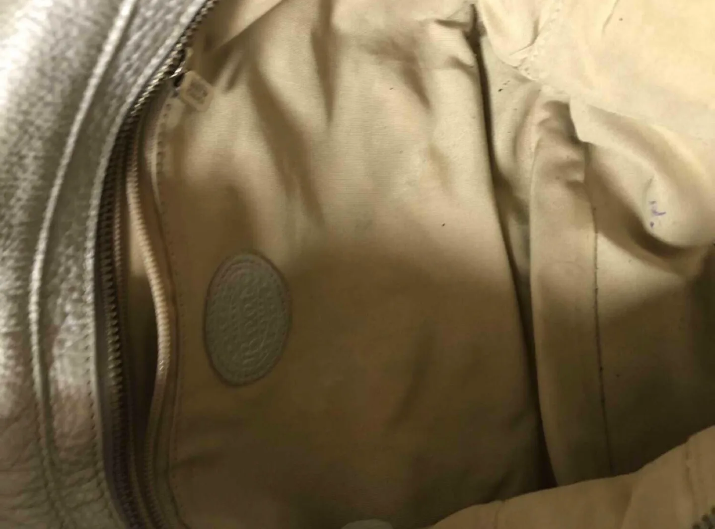 Roots Purse image indicator(2)