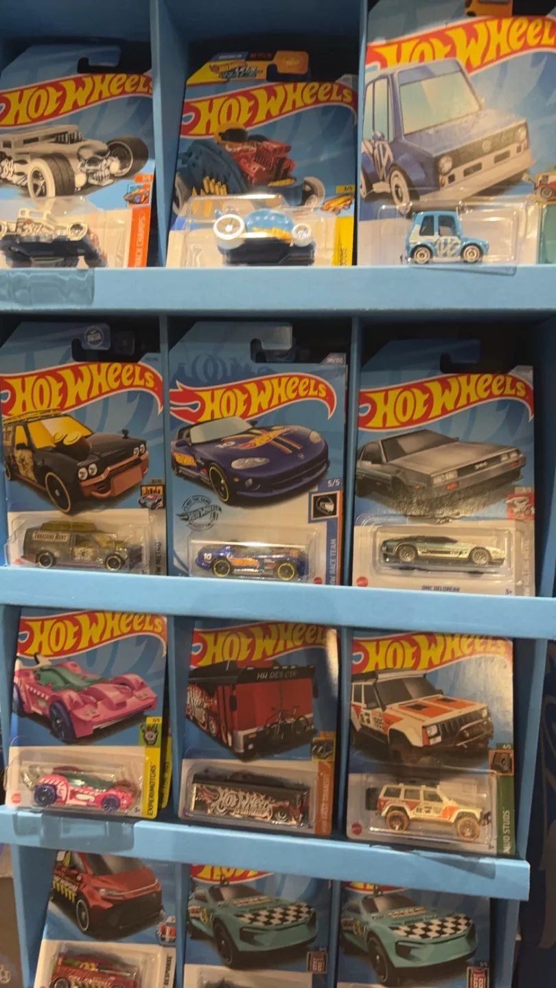 Hot Wheels For Sale/Trade image indicator(3)