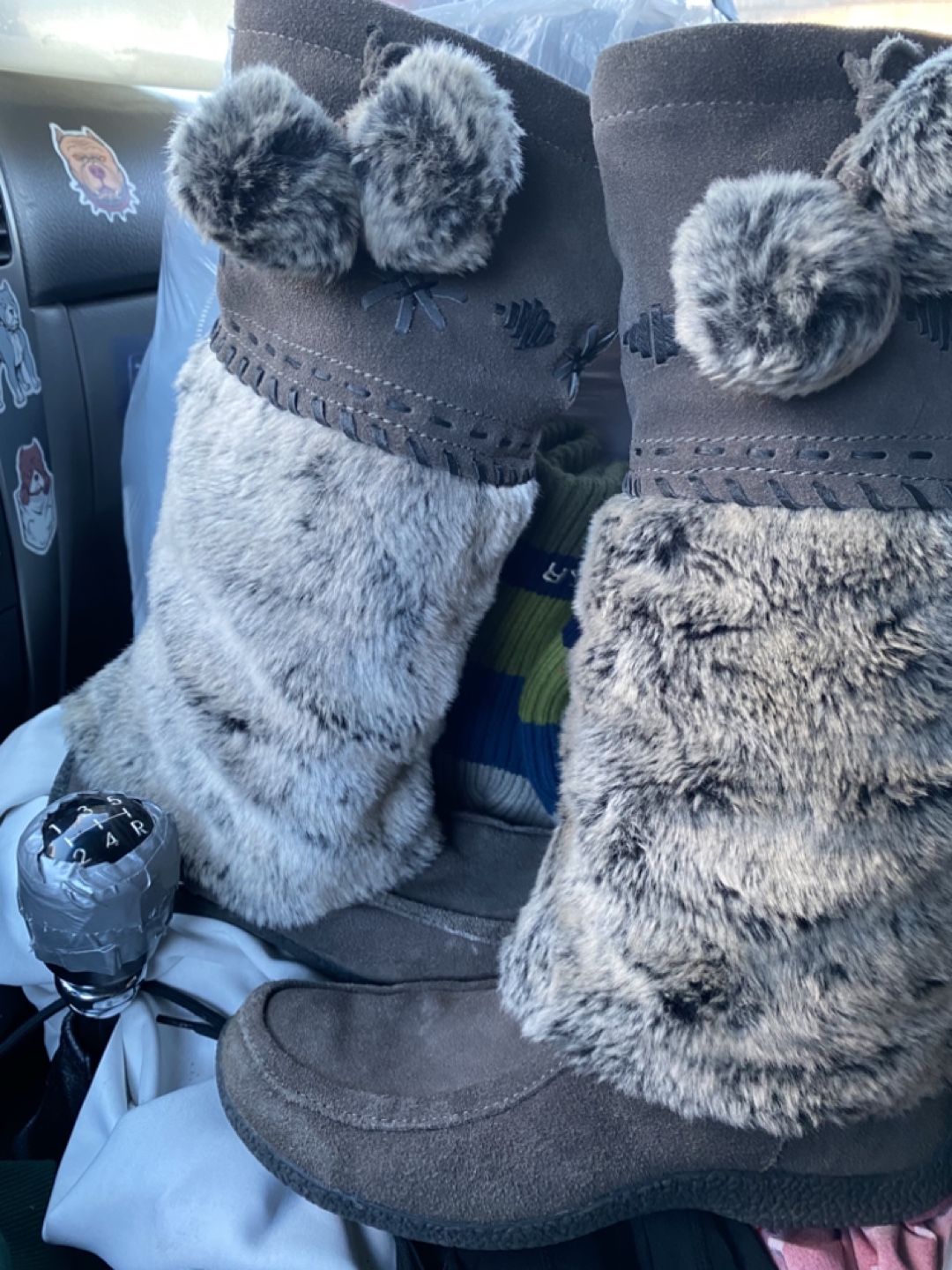 Women's Size 8 Grey Soft Moc Boots - photo 2