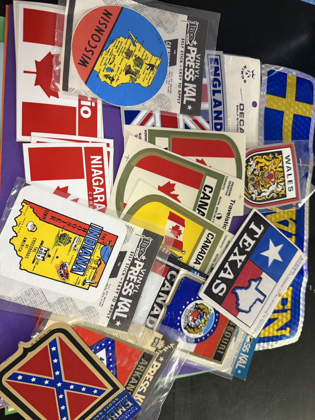 Vintage Decal Lot: Canada, US States, and International Flags - photo 2