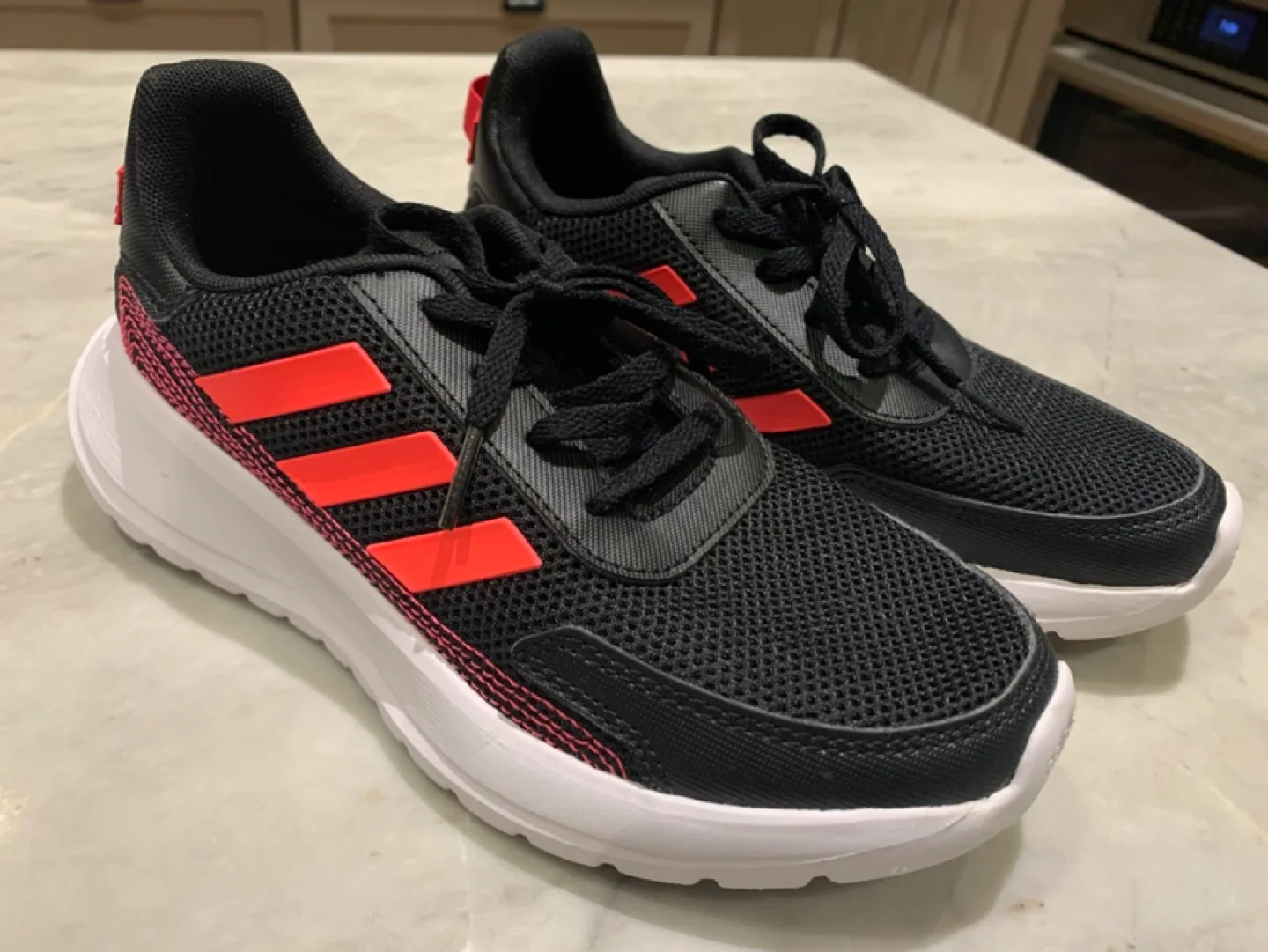 Adidas Kids' Running Shoes - Size 3.5 thumbnail
