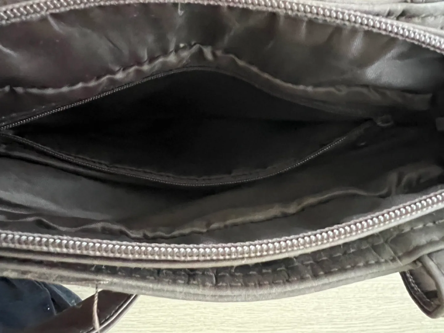 Ribbons Brown Tote Bag image indicator(6)