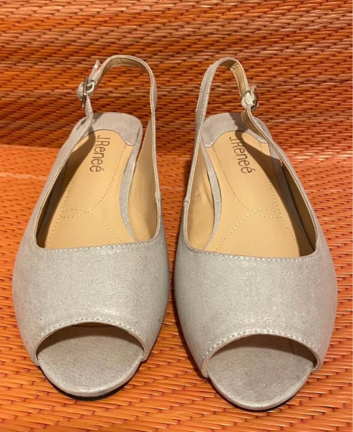 J. Renée Women's Silver Slingback  Size 8WW - photo 2