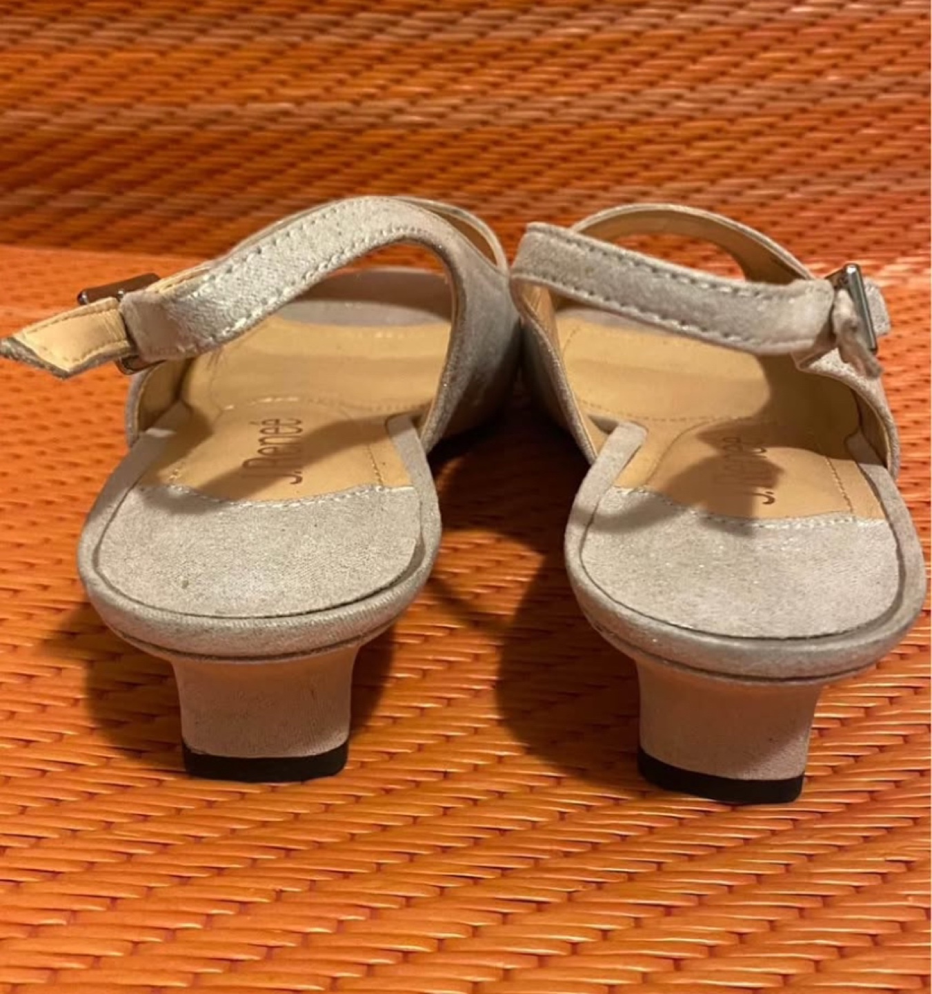 J. Renée Women's Silver Slingback  Size 8WW - photo 3