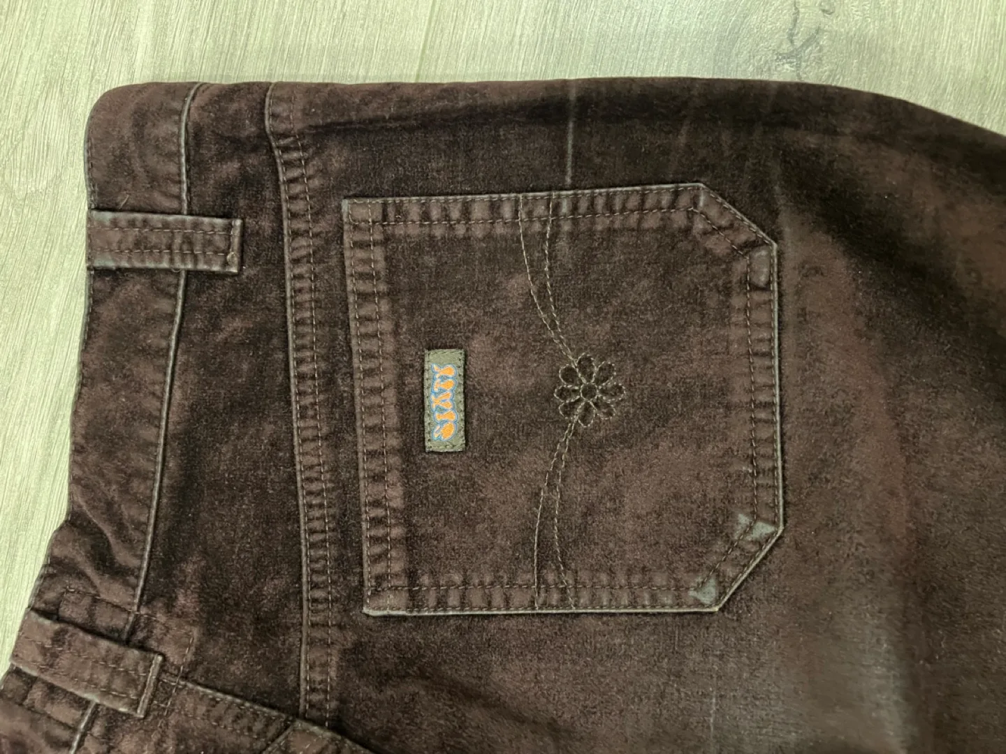 Vintage Sixty  Dark Brown Velvet Pants Size 28/29 image indicator(9)