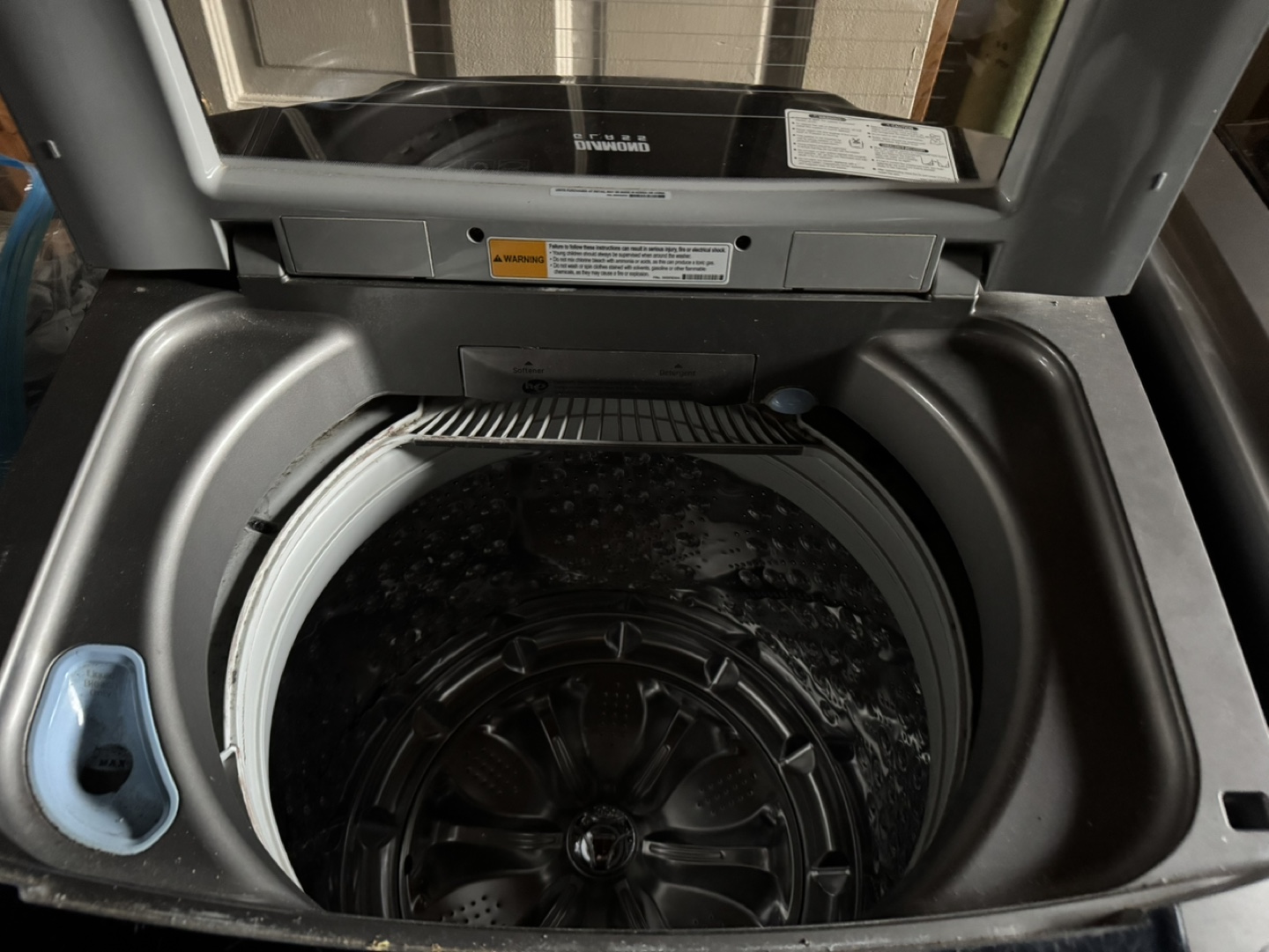 LG Diamond Top Load Washer and Dryer Set - photo 3