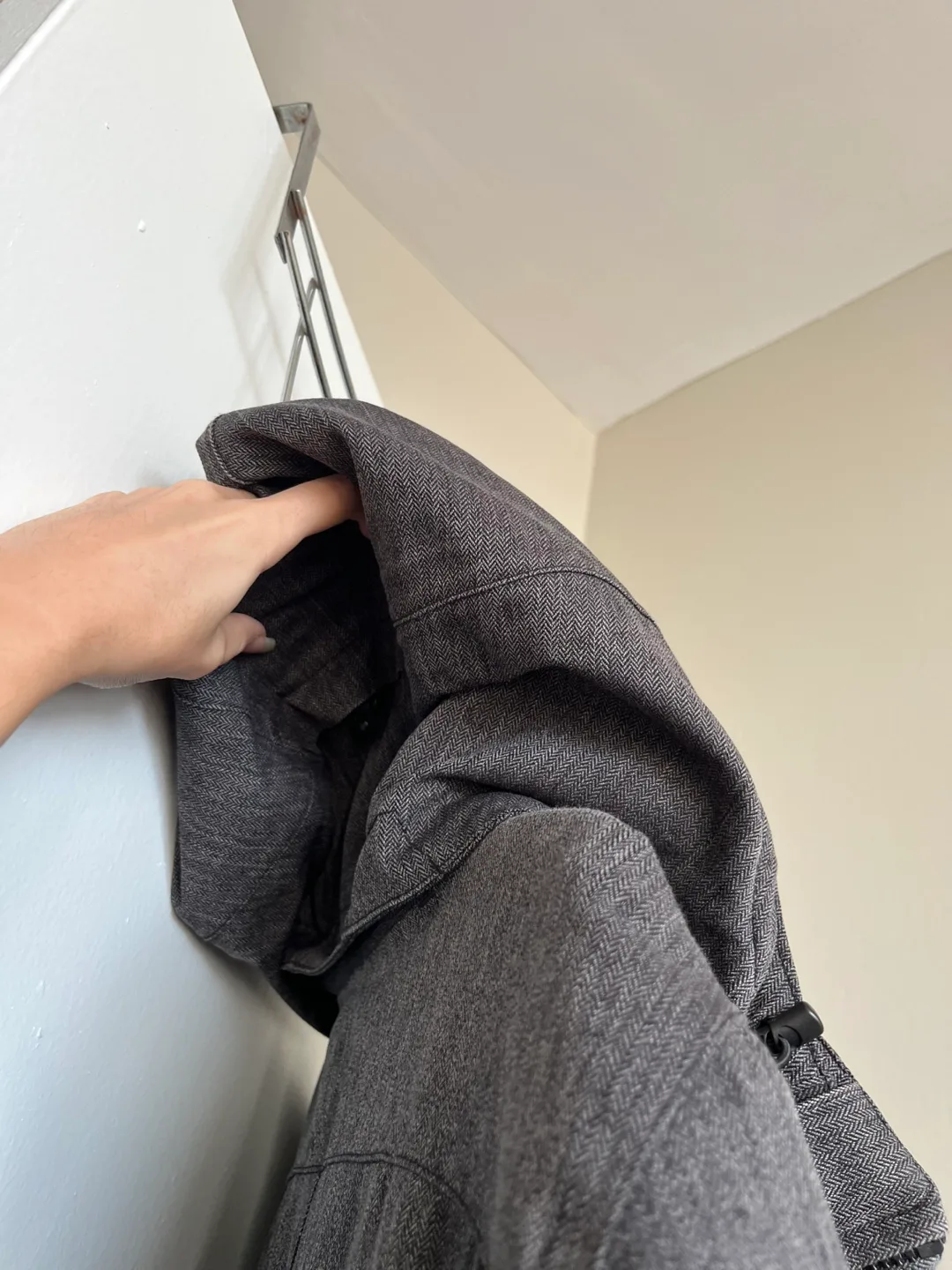 Helly Hansen Winter Jacket image indicator(3)