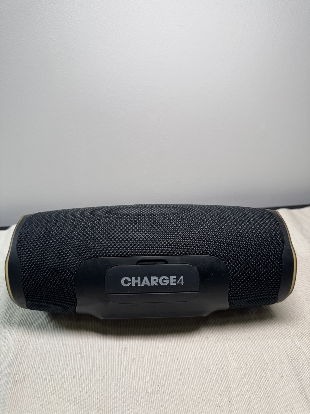 JBL Bluetooth Speaker - photo 2