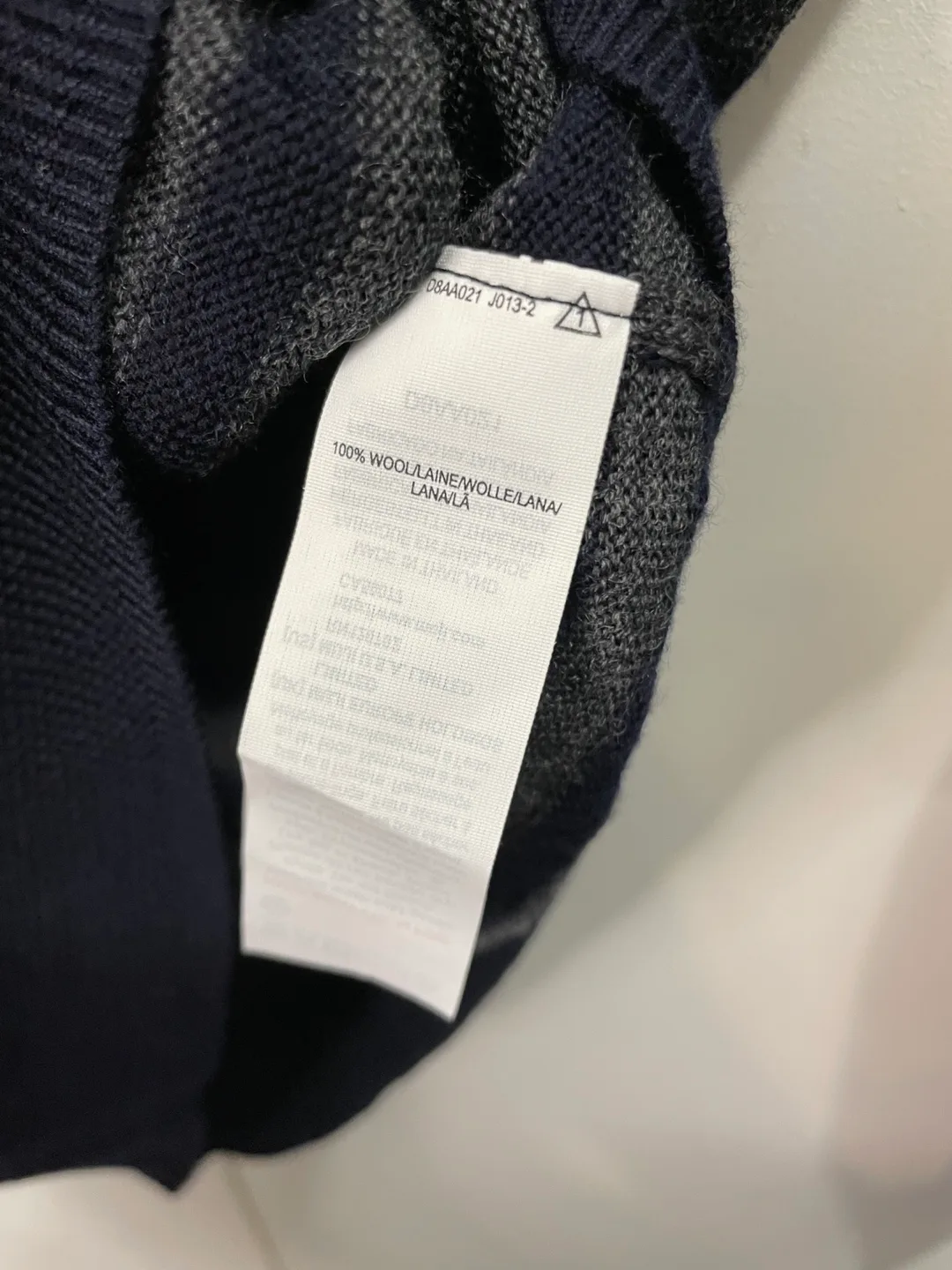 Muji 100% Wool Sweater image indicator(5)