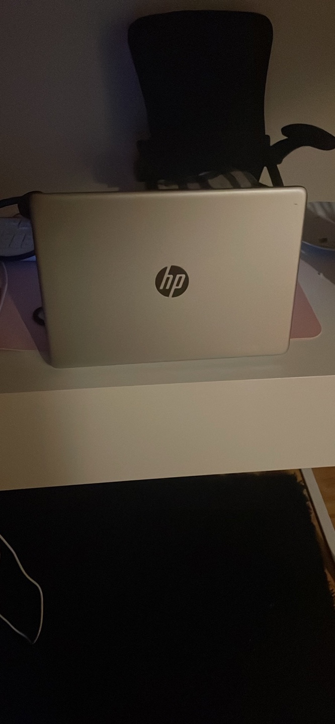 HP Laptop - Intel Core i5-10210U - photo 2
