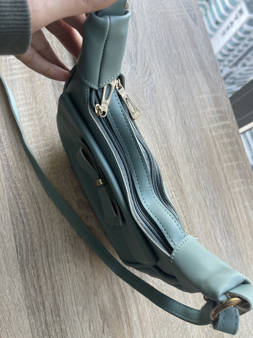 *‼️Moving Sale‼️* Brand new-Cute sage green crossbody bag - photo 5