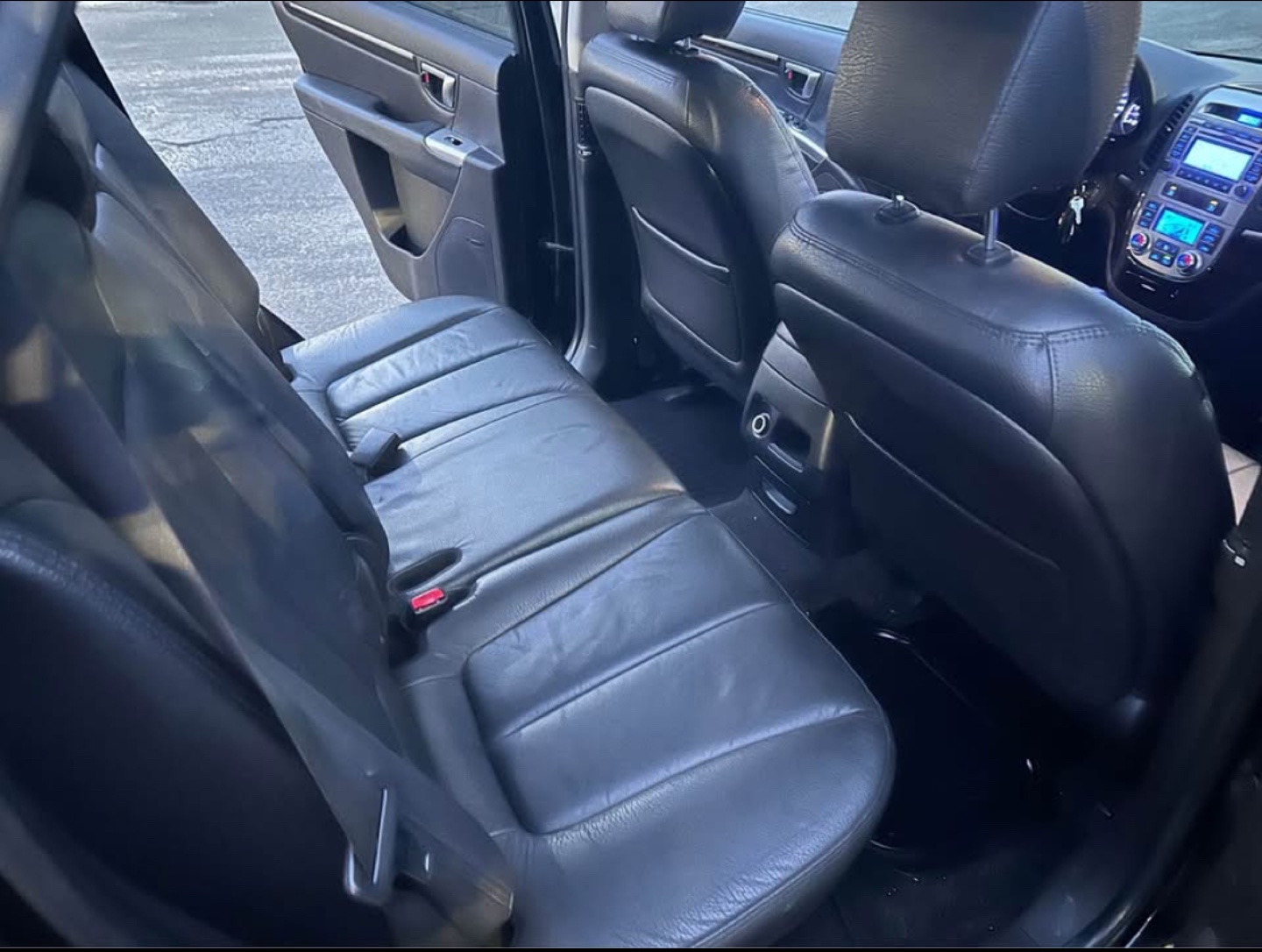 2010 Hyundai Santa Fe limited - Black SUV - photo 4