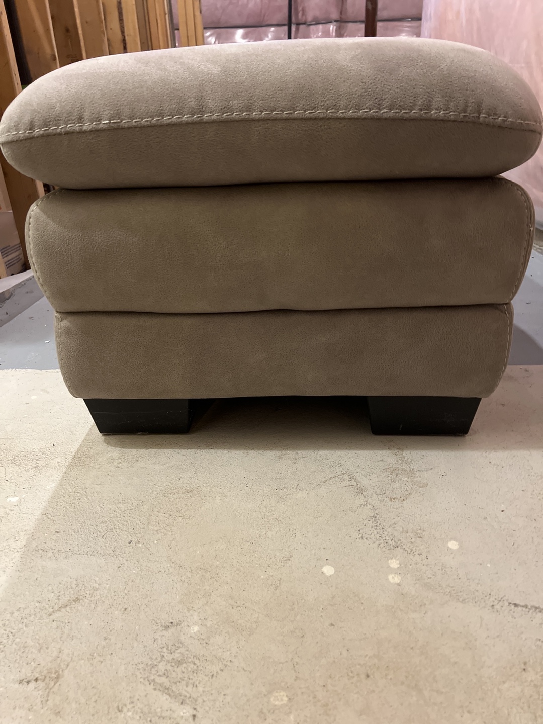 Beige Upholstered Ottoman - photo 3