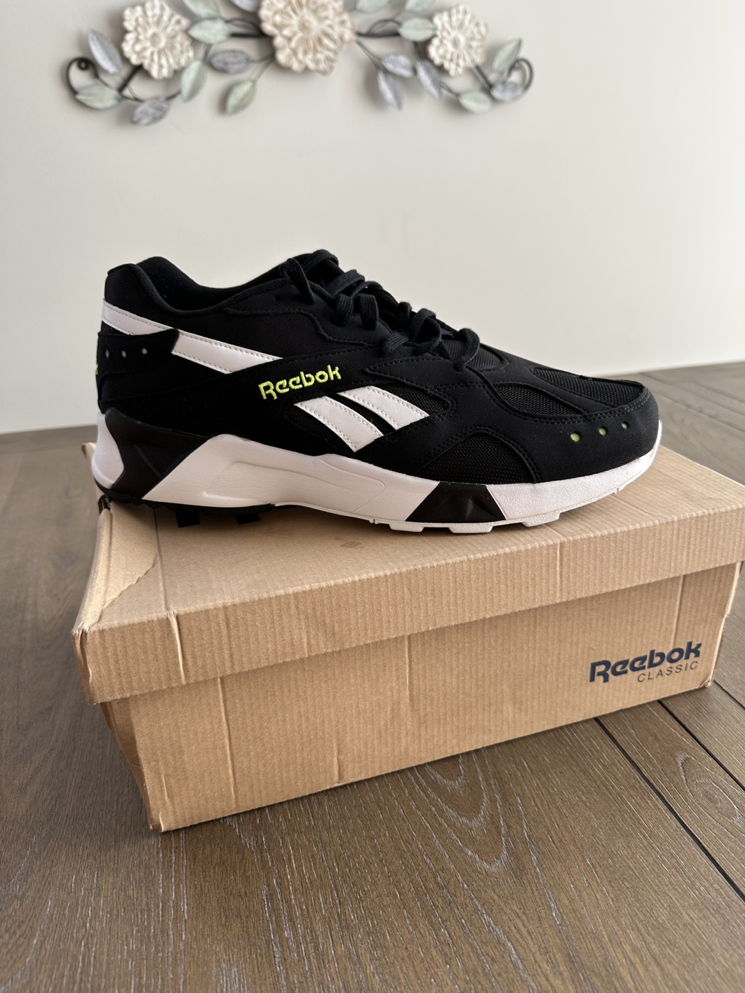Reebok Aztrek Classic Unisex Sneakers - Size 13