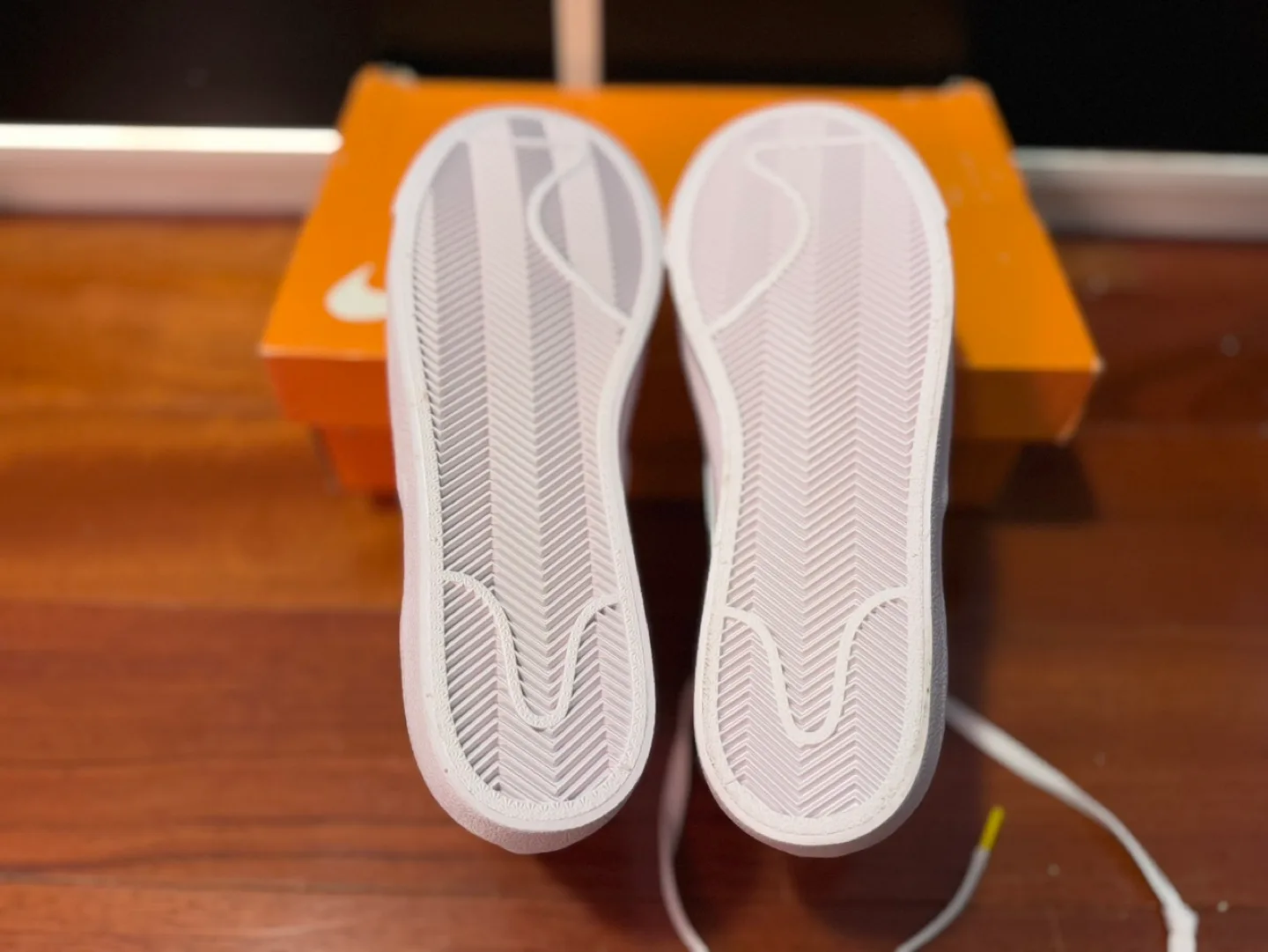 Women’s Nike Blazer Mid ‘77 - 8W/6.5M - Violet/Sail-Digital Pink image indicator(5)