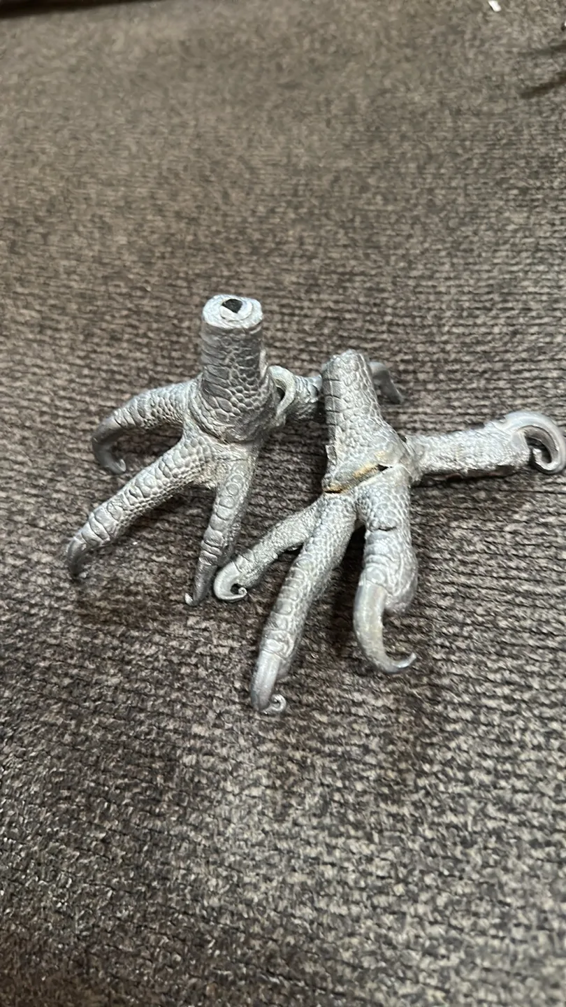 Metal Bird Claws - Model Kit Parts image indicator(4)