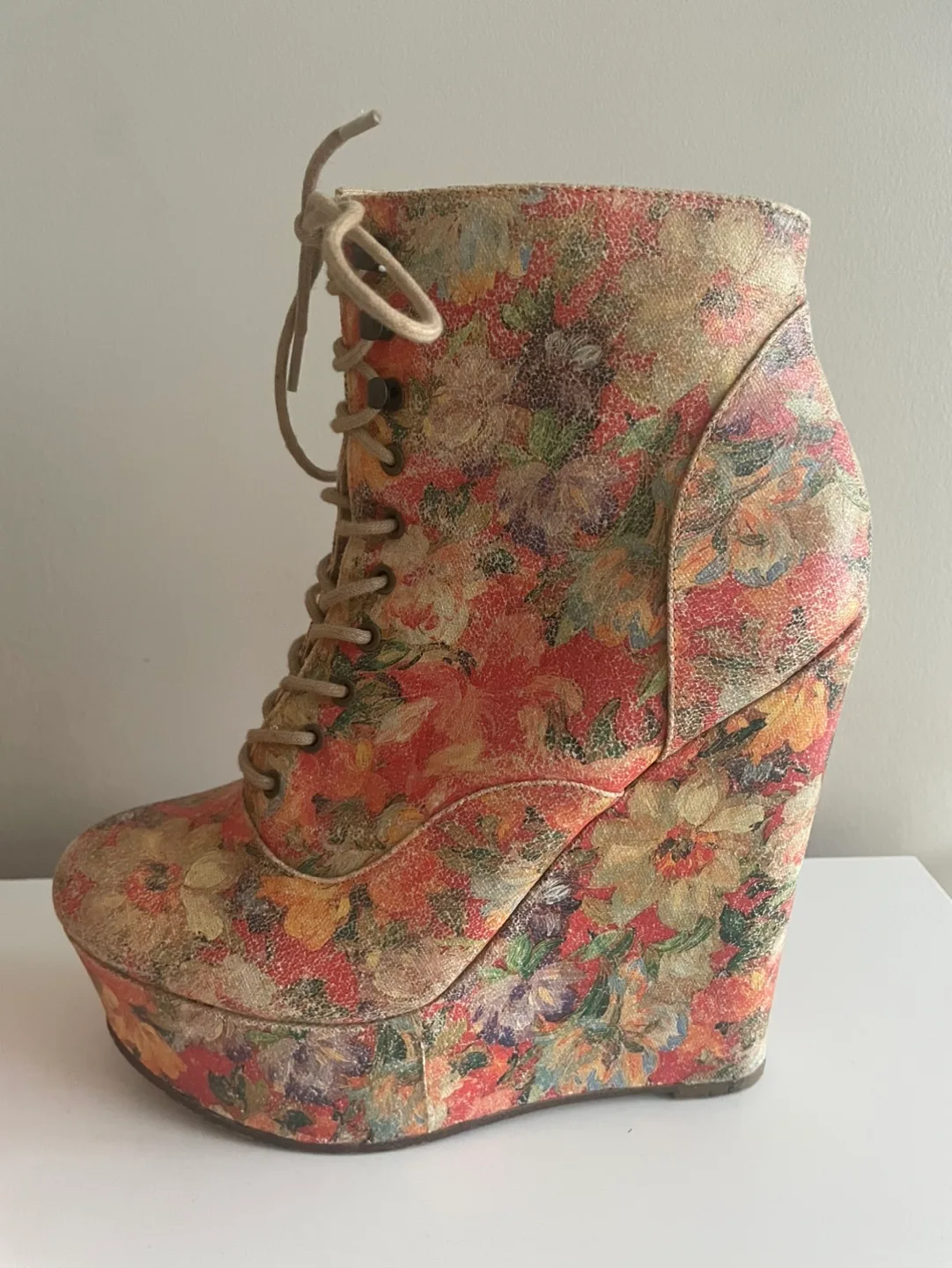 Floral Lace-Up Wedge Boots image indicator(2)