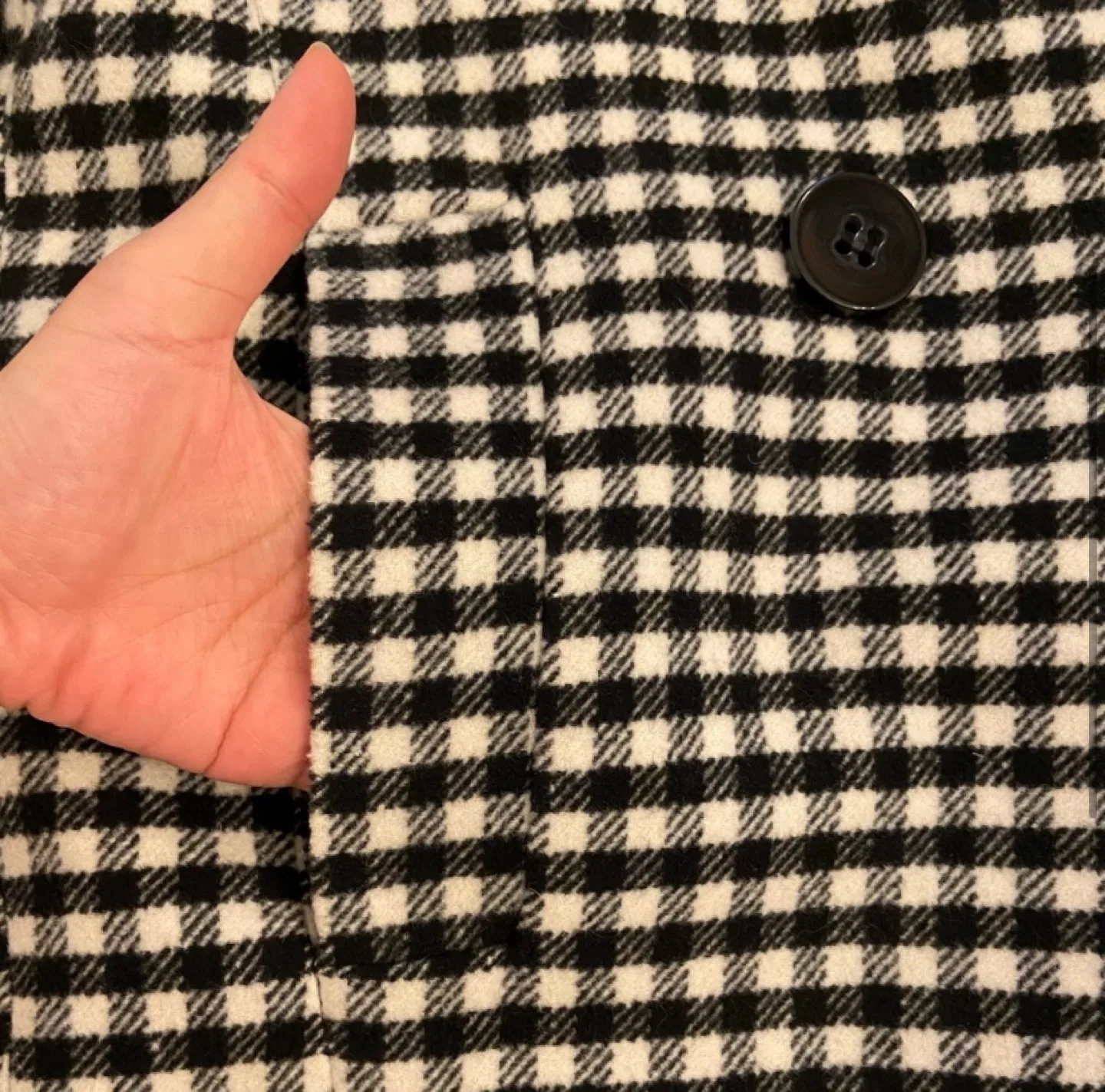 Mango Single-Breasted Wool Blend Coat #ThriftyPicks image indicator(4)