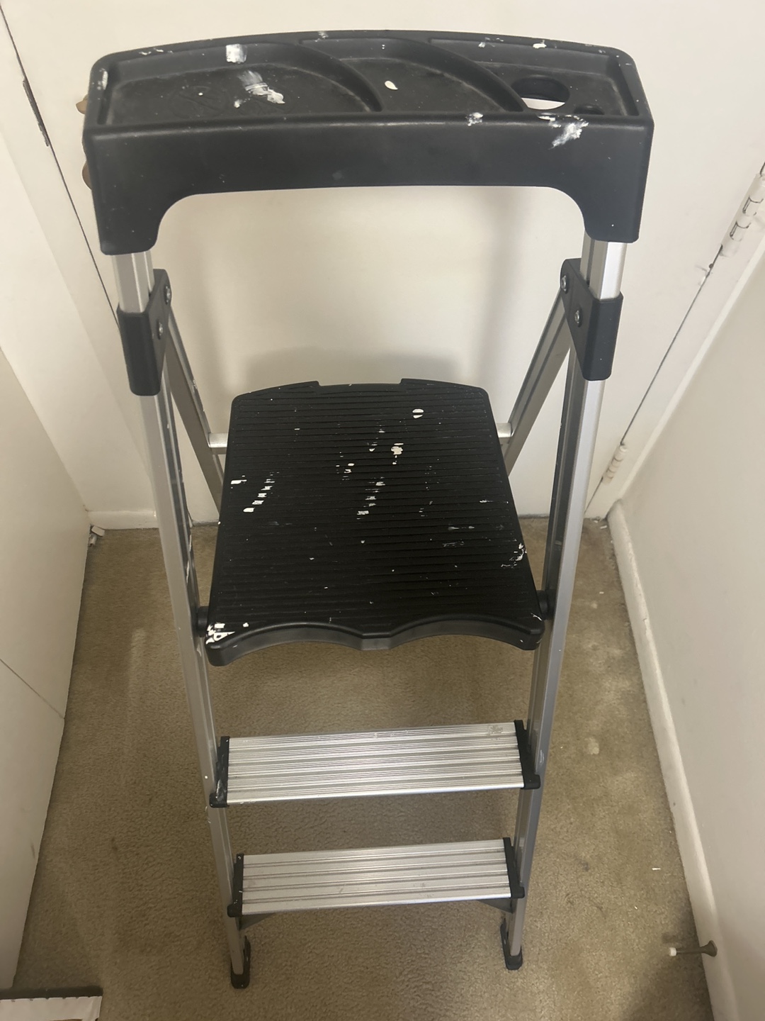 3-Step Aluminum Step Ladder - photo 4