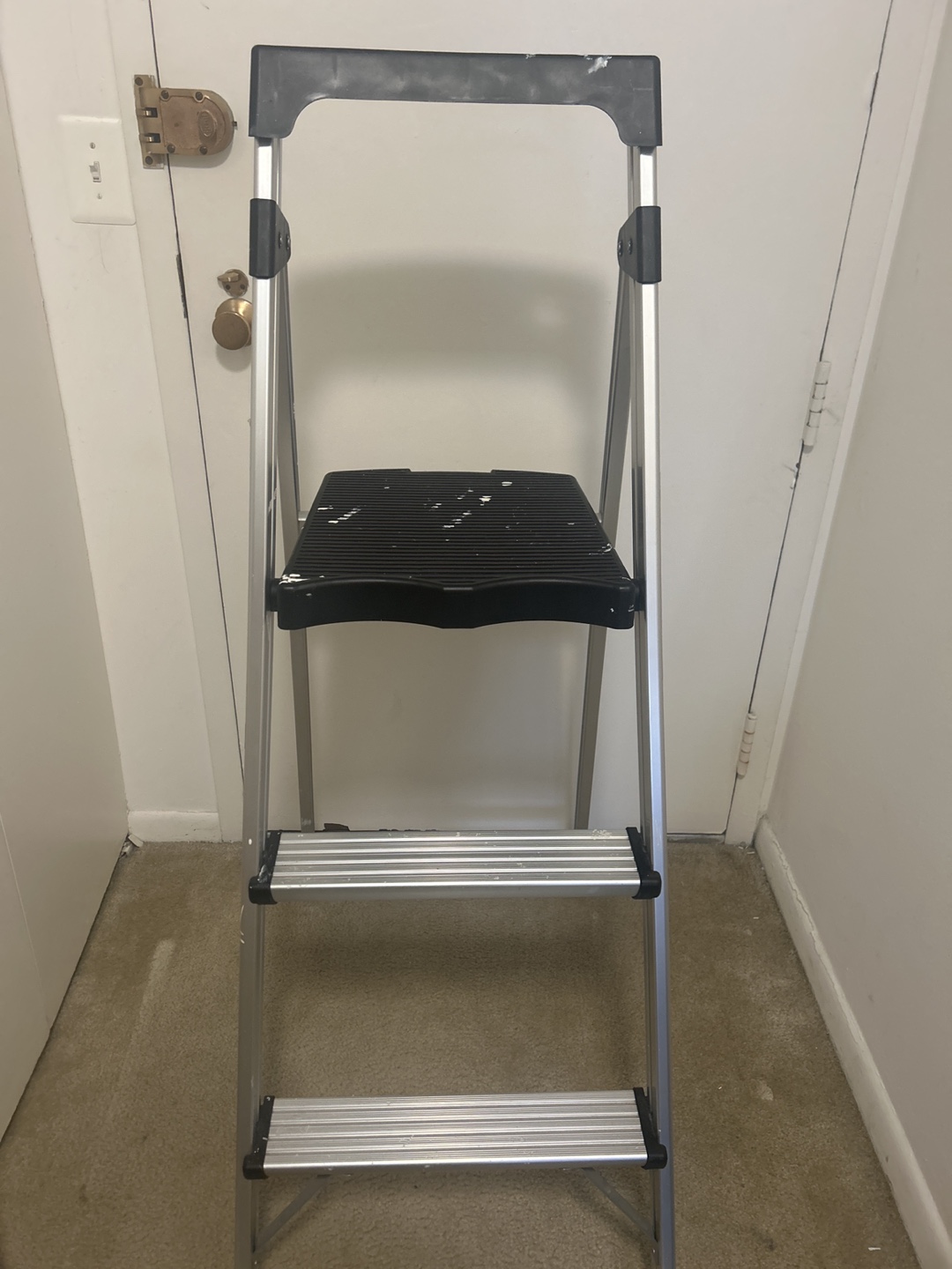 3-Step Aluminum Step Ladder - photo 3