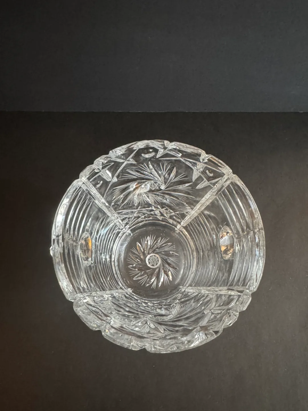 Vintage Crystal Ice Bucket with Handles image indicator(2)