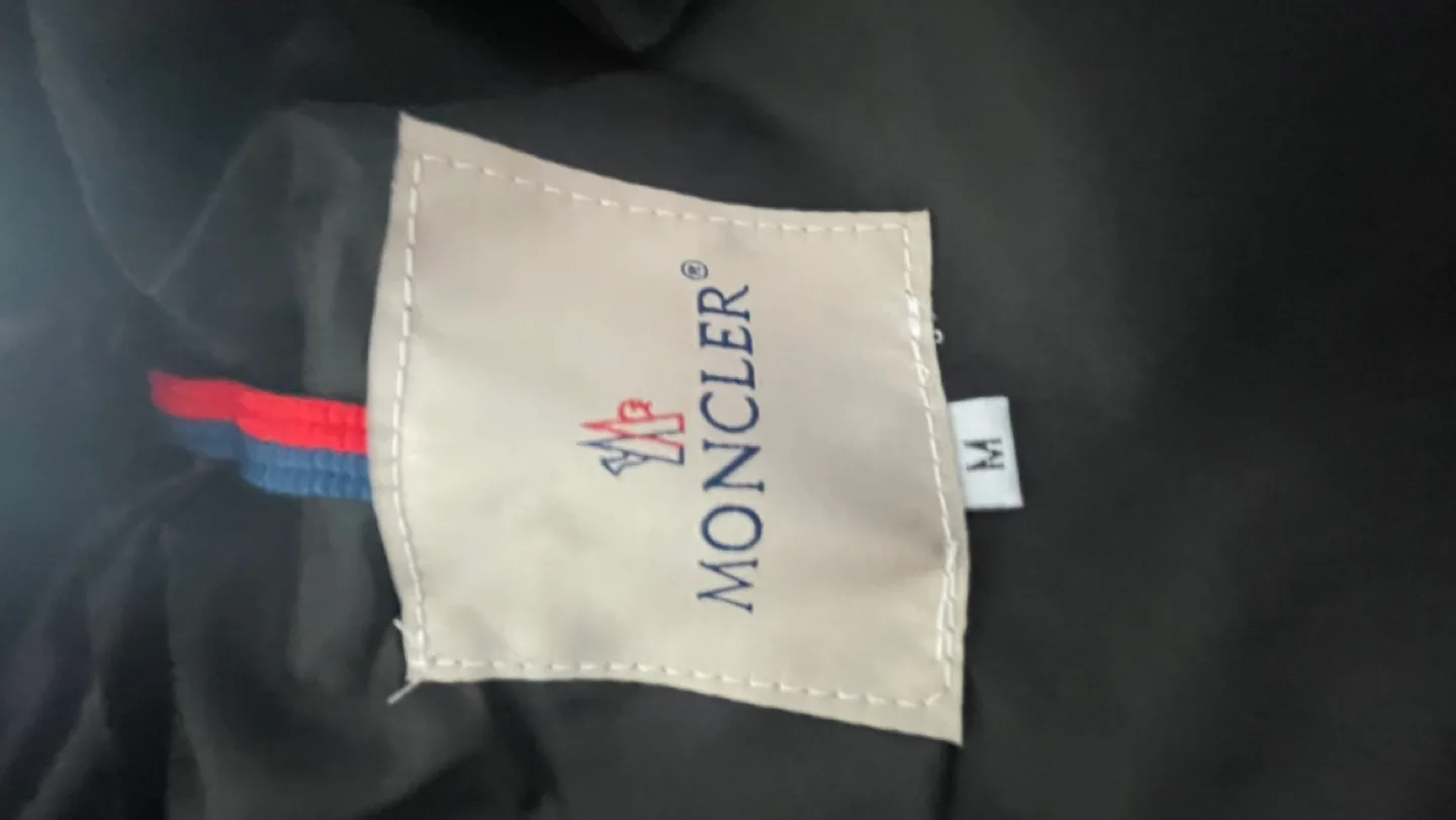 Moncler Maya puffer image indicator(5)