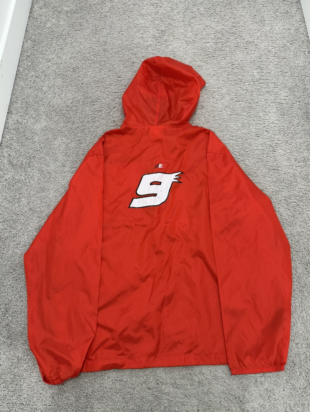 Chase Authentic Budweiser King of Beers #9 Racing rain cover - photo 4