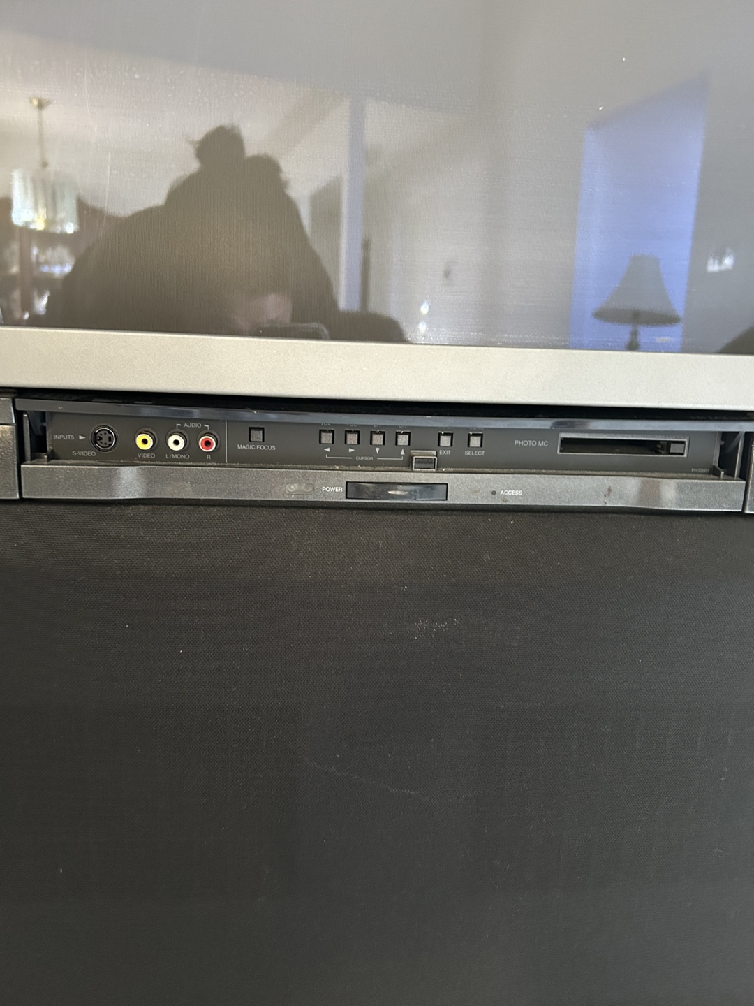 Free Hitachi Ultravision Digital Projection TV - photo 2