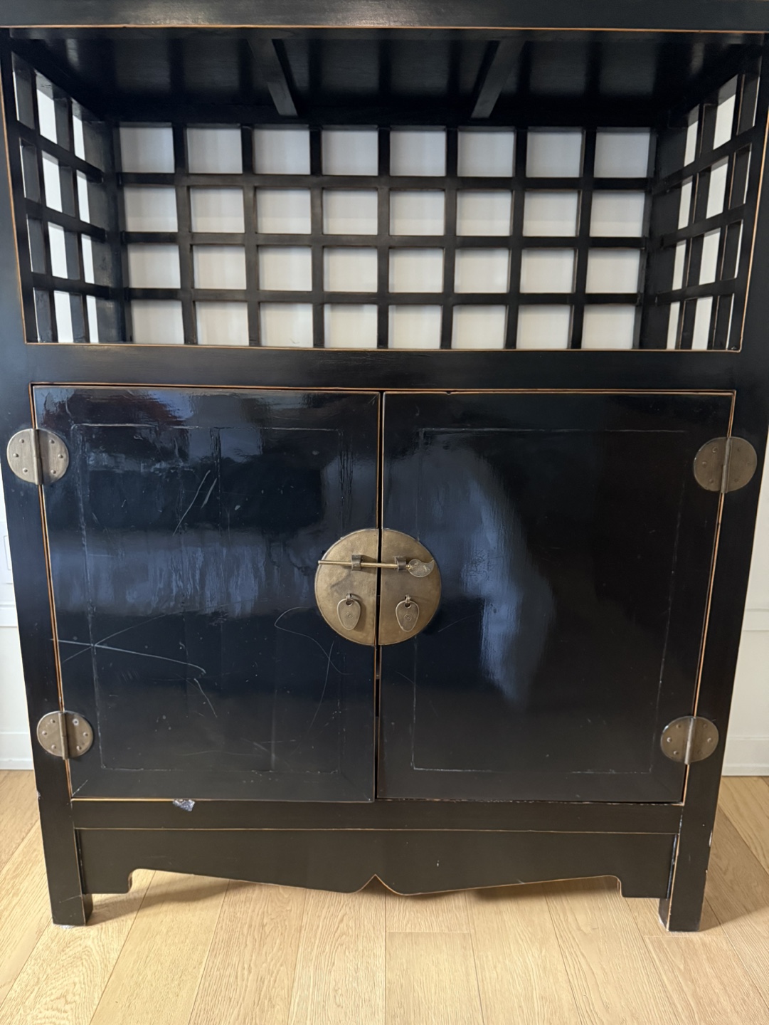 Black Antique Asian-style Cabinet with Lattice Shelves - photo 3