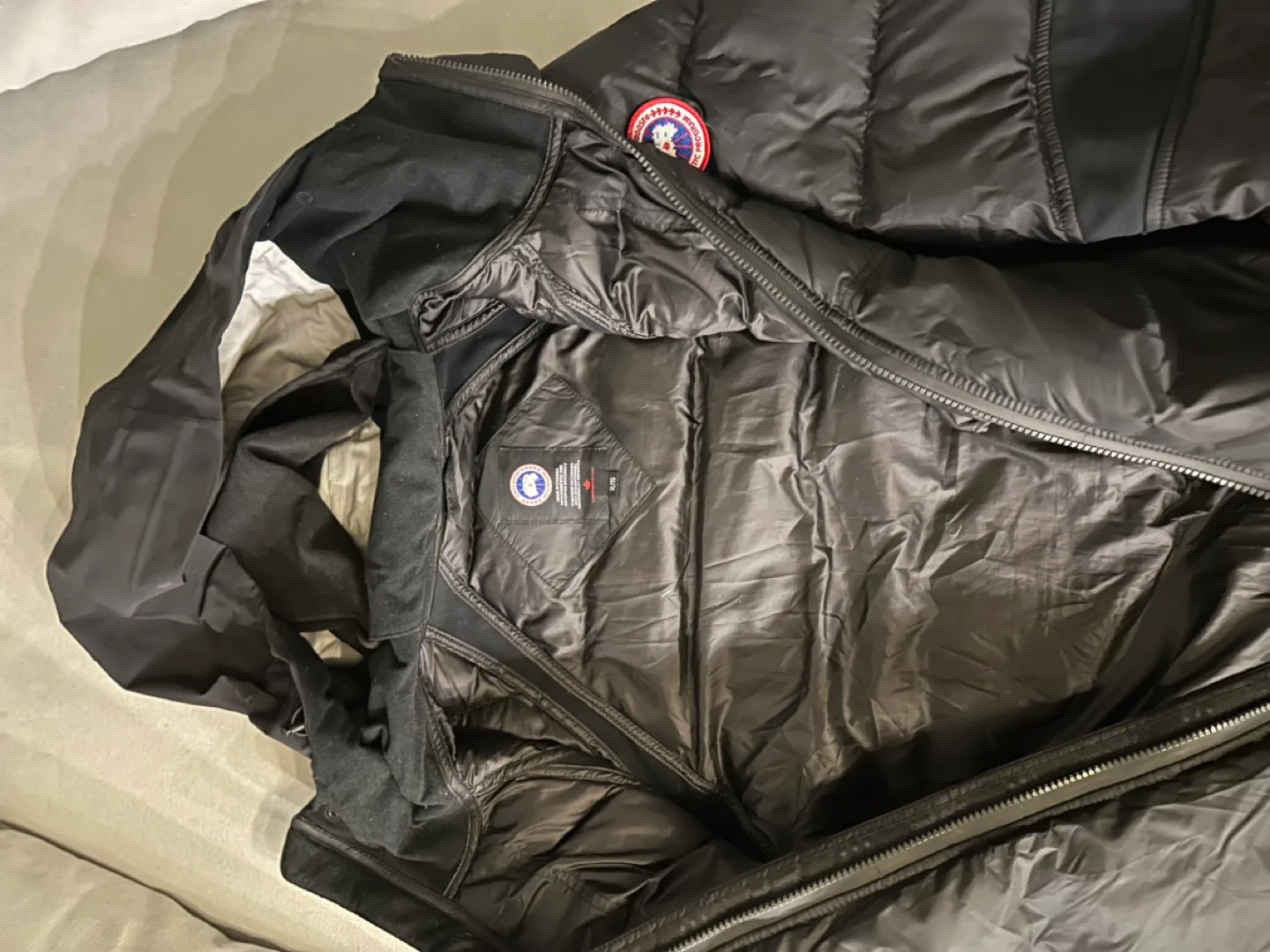 Canada Goose Black Down Jacket image indicator(3)