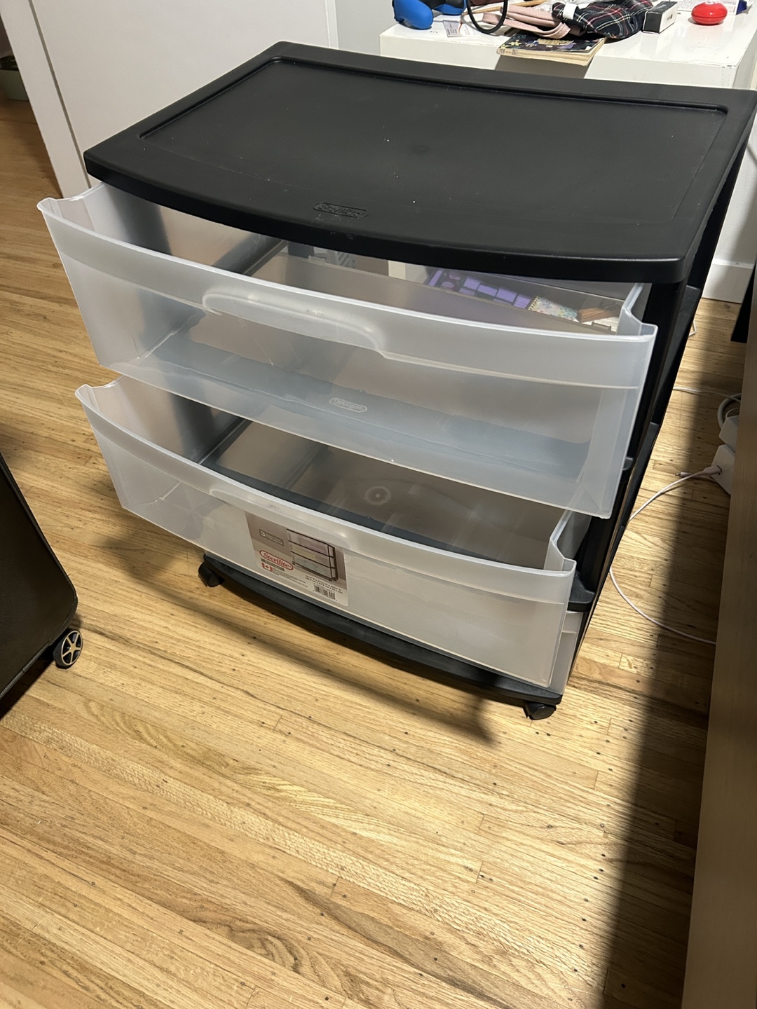 Sterilite 3-Drawer Rolling Cart - photo 3