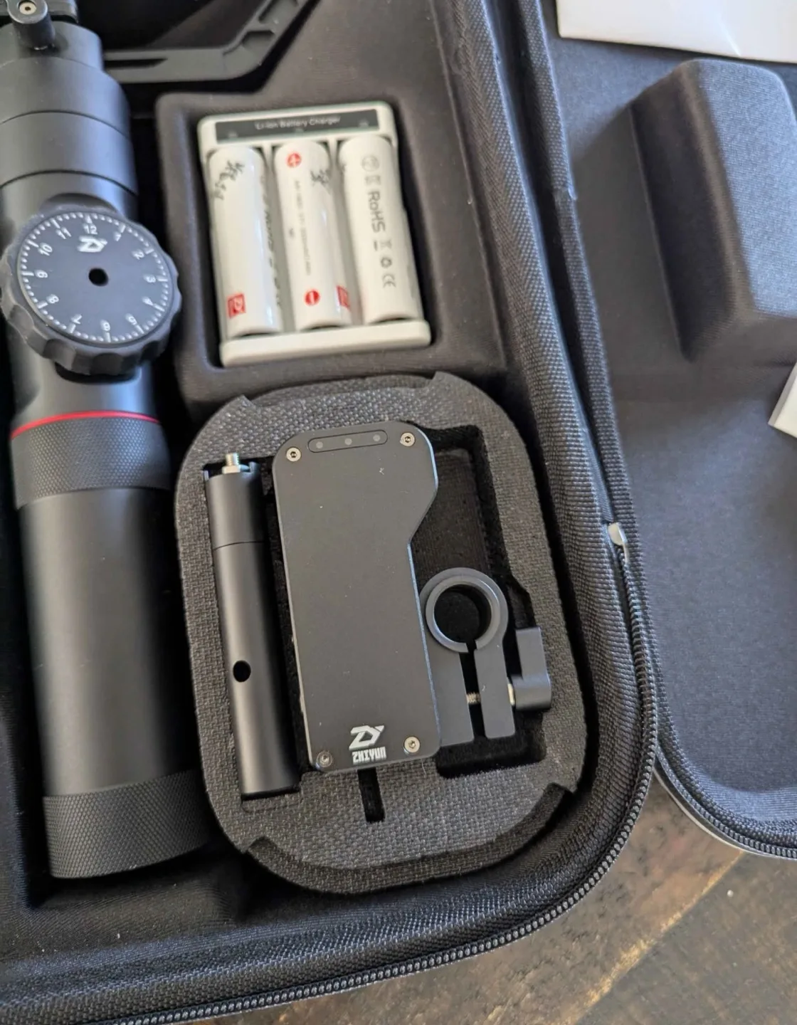 Zhiyun Crane 2 Gimbal Stabilizer image indicator(2)