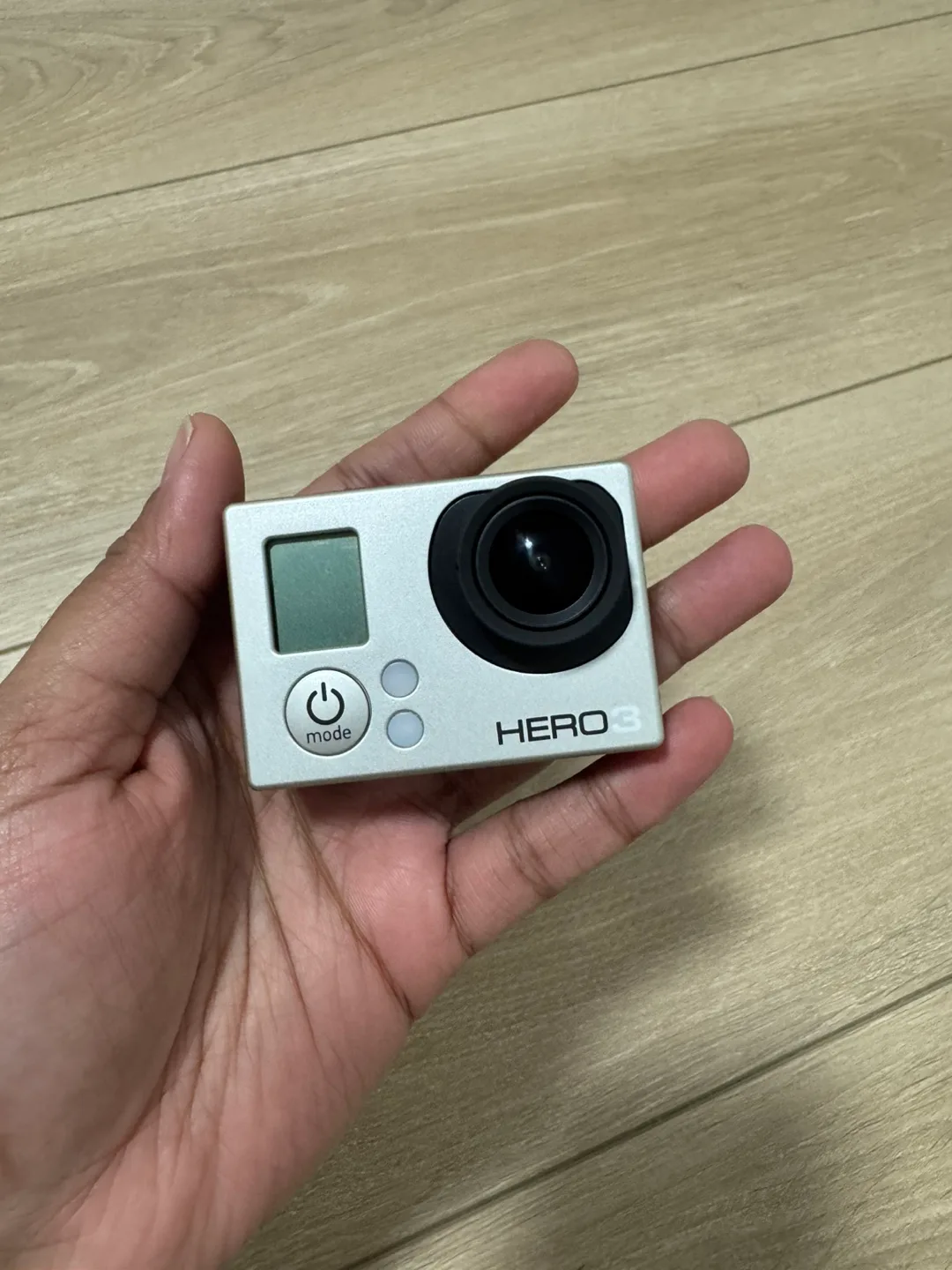 GoPro HERO3 Bundle with Accessories image indicator(2)