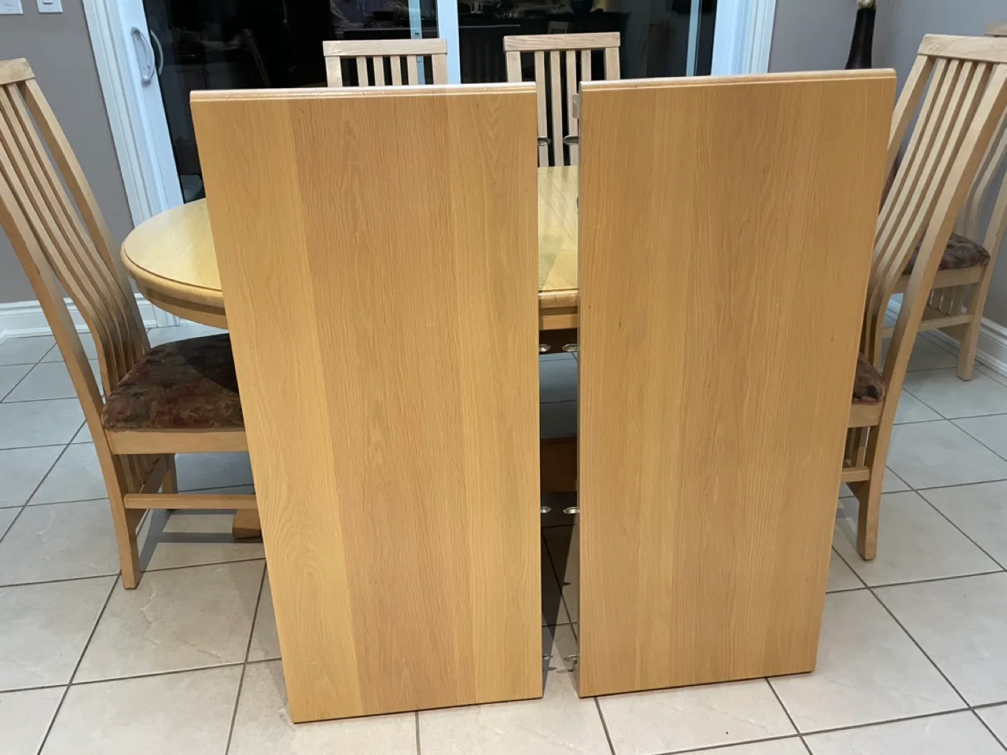 Solid Oak - Oval Dining Table Set with 8 Chairs image indicator(2)