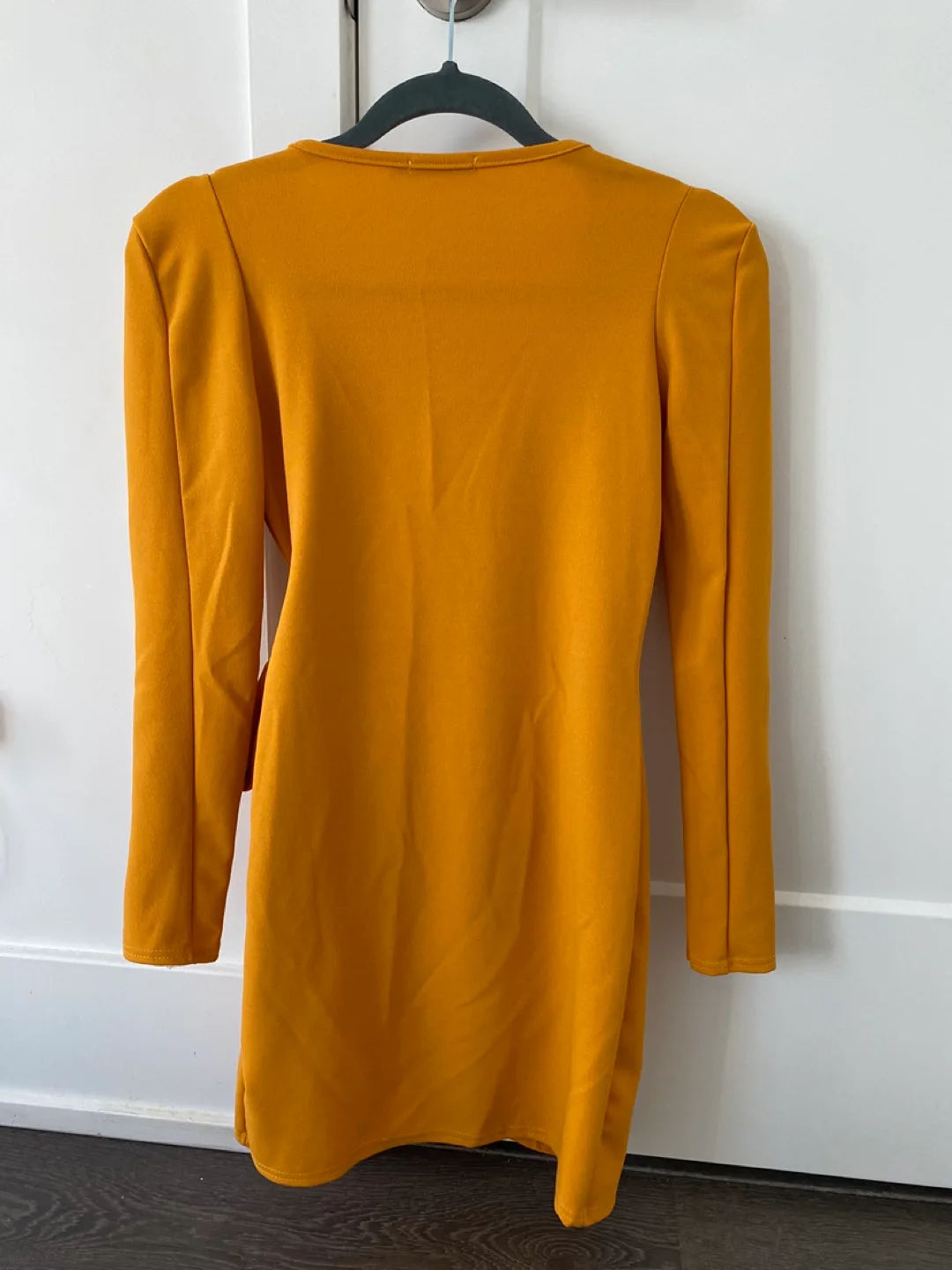 Boohoo Mustard Yellow Wrap Mini Dress Size UK 6 image indicator(5)