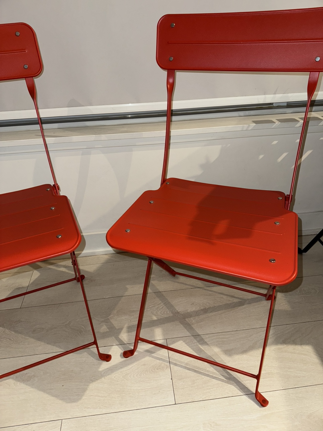 Pair of Red Metal Folding Chairs - photo 3