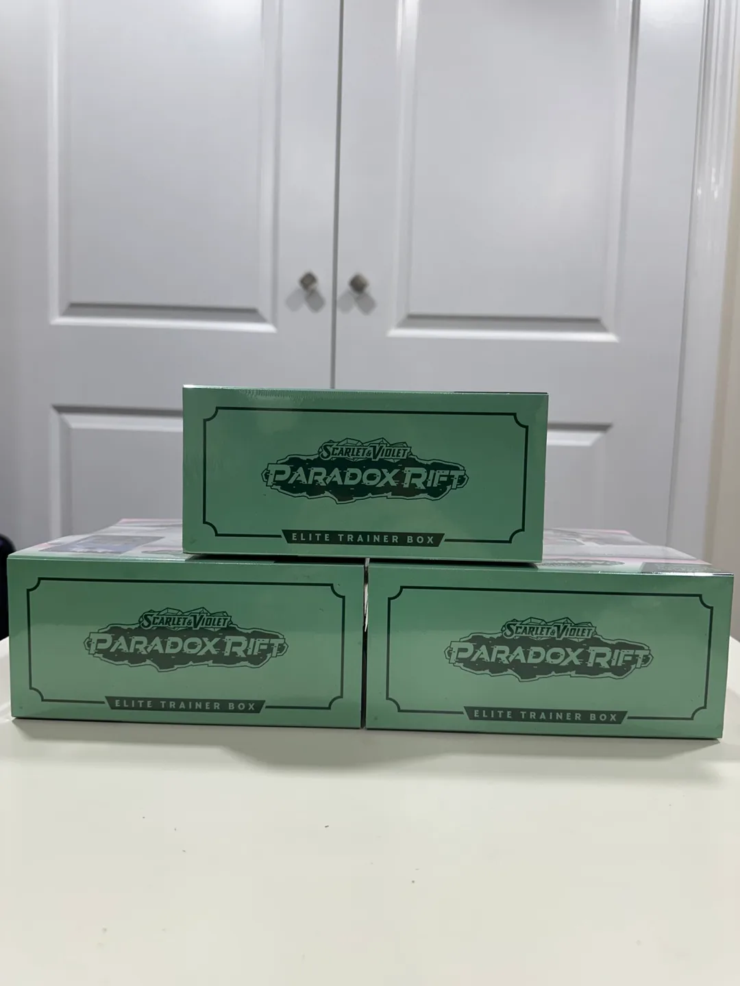 Paradox Rift Elite Trainer Boxes (Factory-Sealed / New) image indicator(3)
