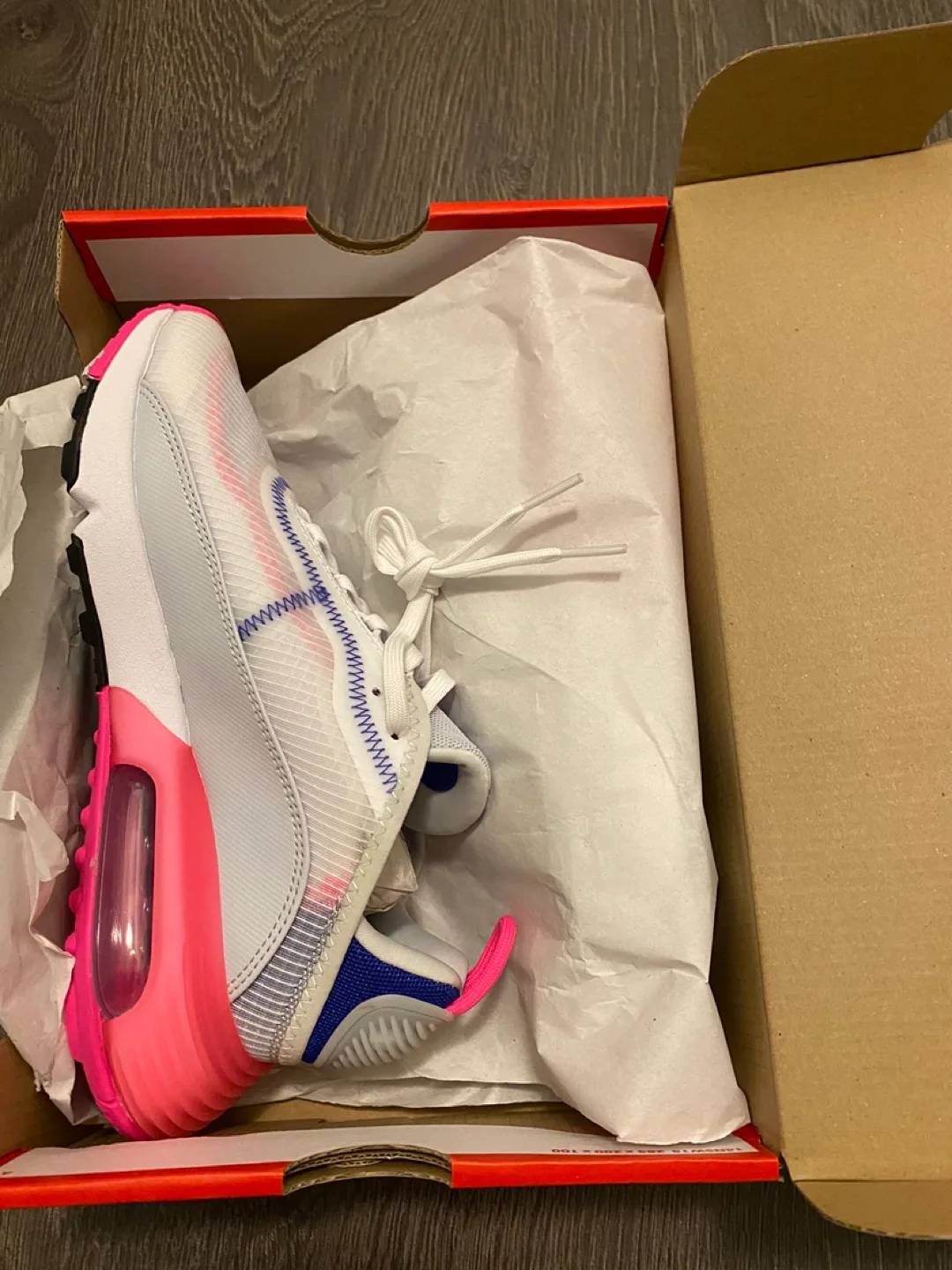 Nike Air Max 2090 Women's Running Shoes image indicator(3)