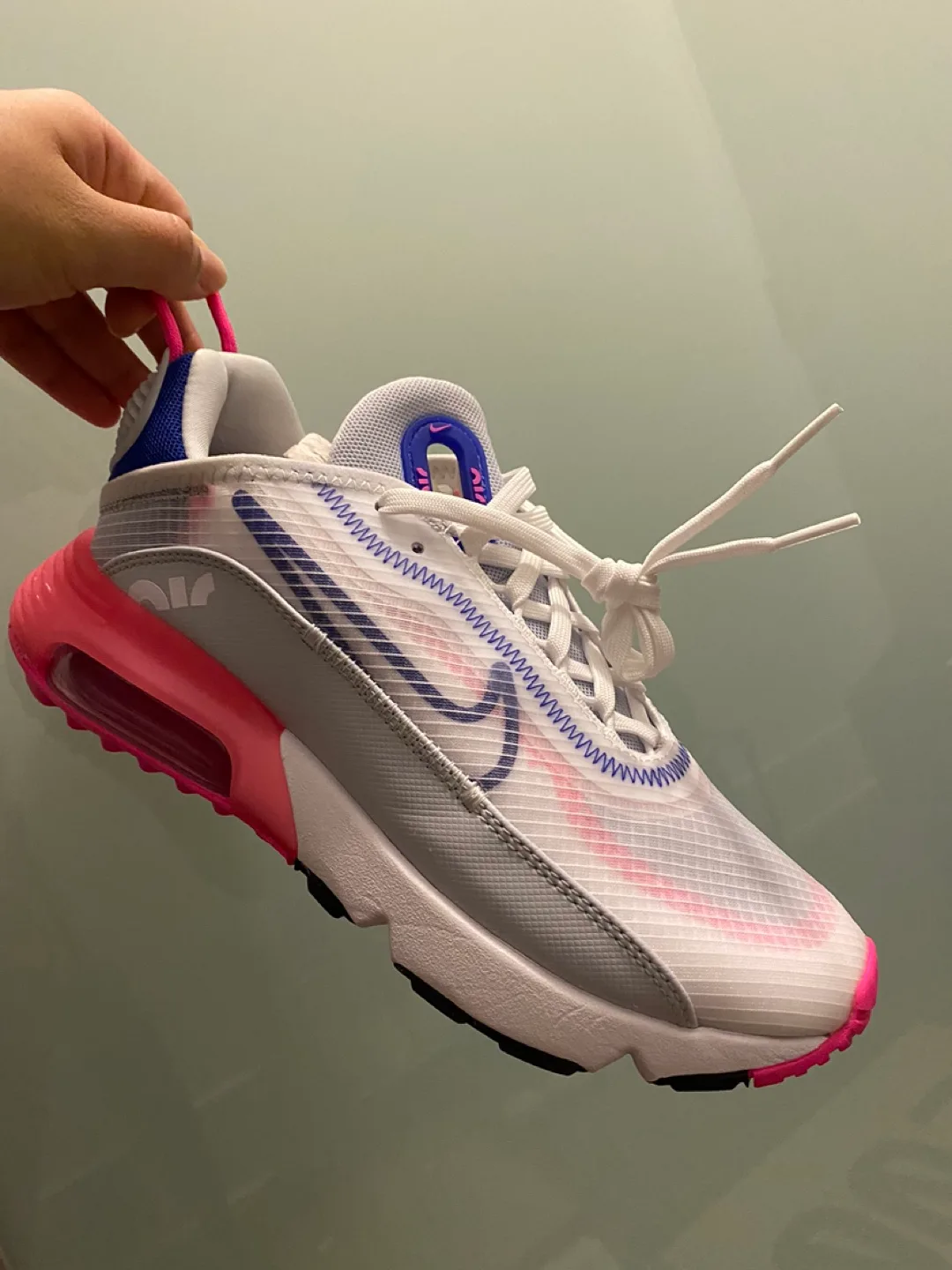 Nike Air Max 2090 Women's Running Shoes image indicator(2)