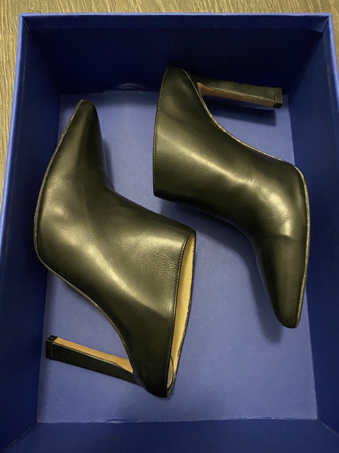 Stuart Weitzman Black Leather Pointed Toe Mules - photo 5