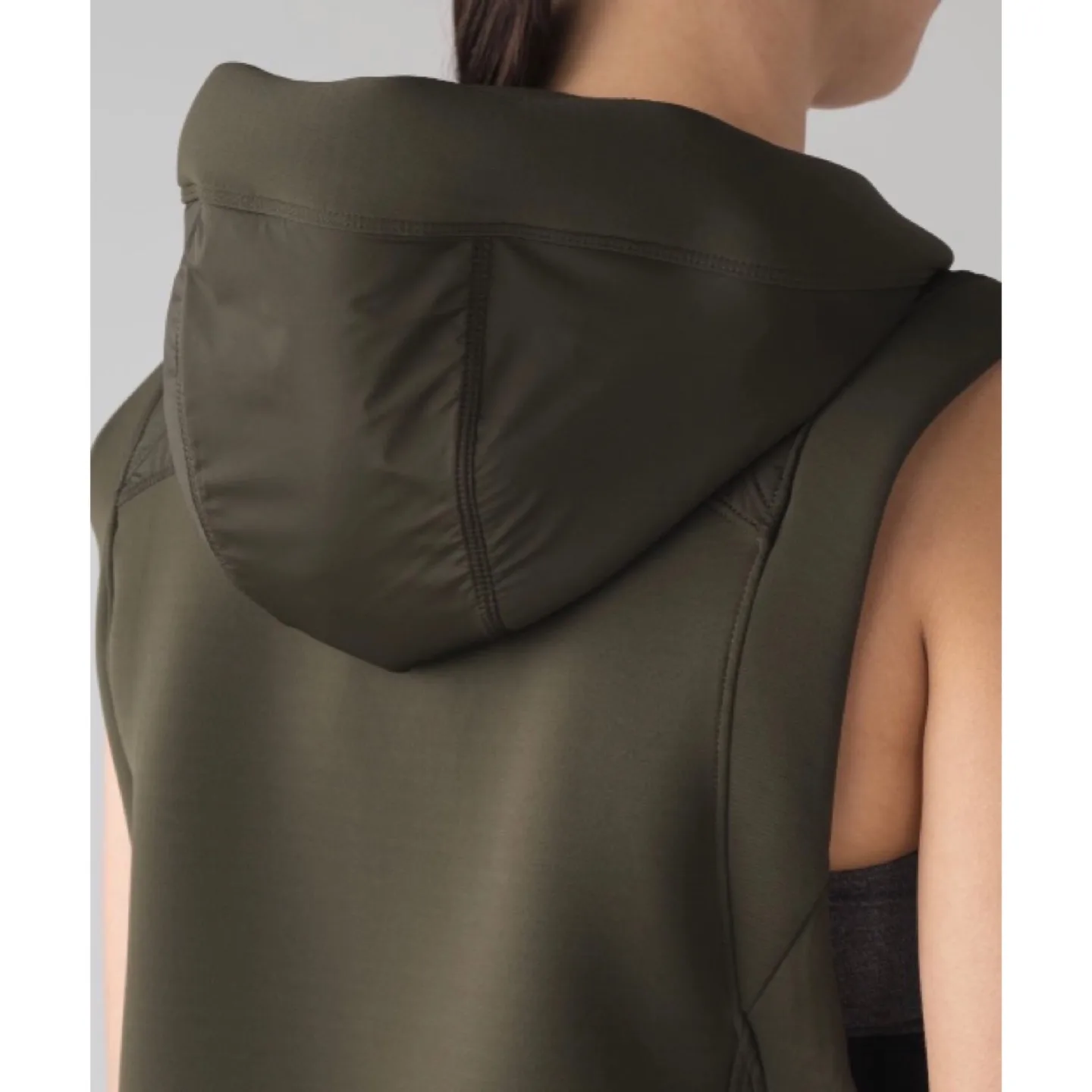 Lululemon Vest Size 8 image indicator(8)