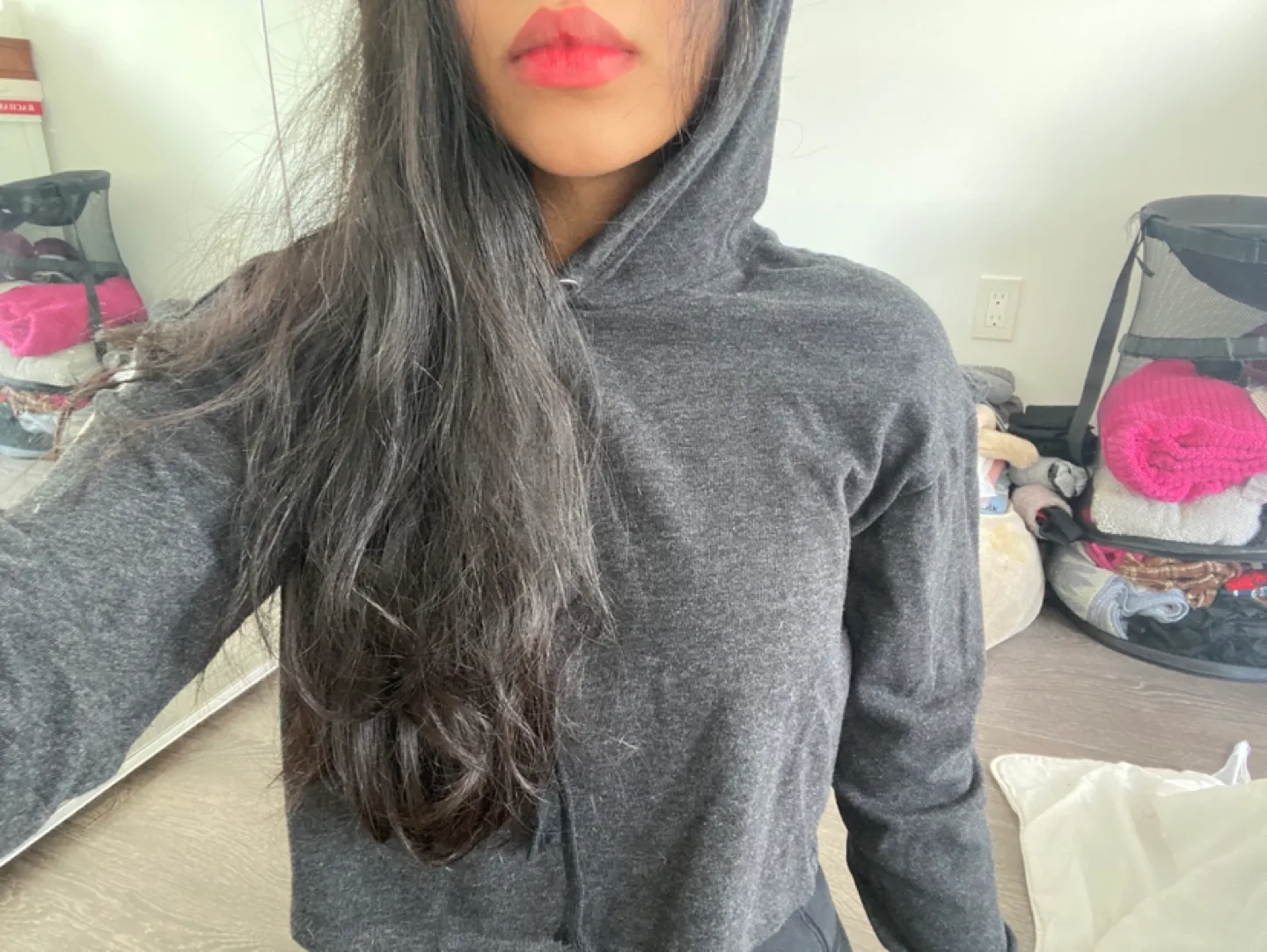 H&M Divided Cropped Hoodie - XS image indicator(4)